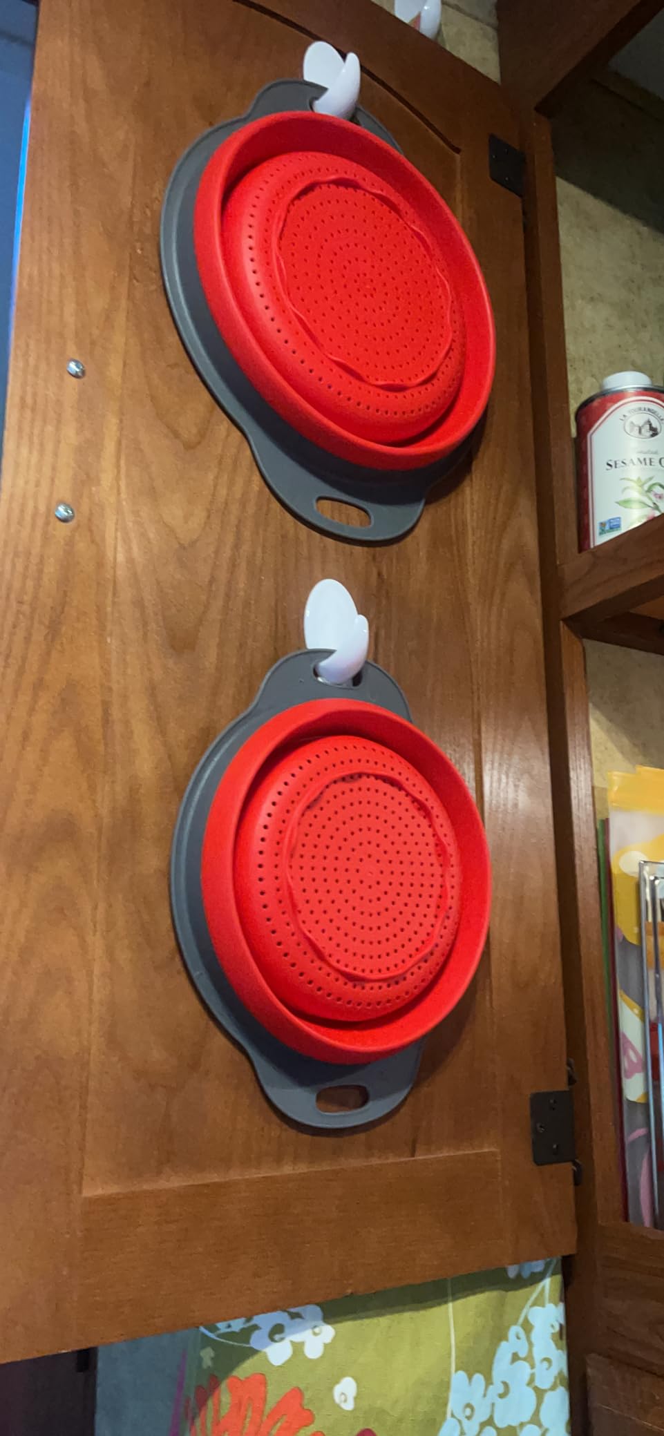 Comfify Ultimate Kitchen Strainers Set of 2 - Collapsible Silicone Colanders For Easy Storage - Use with Pasta & Veggies or as a Fruit or Berry Bowl with Strainer - Irreplaceable for Campers - Red customer photo 1