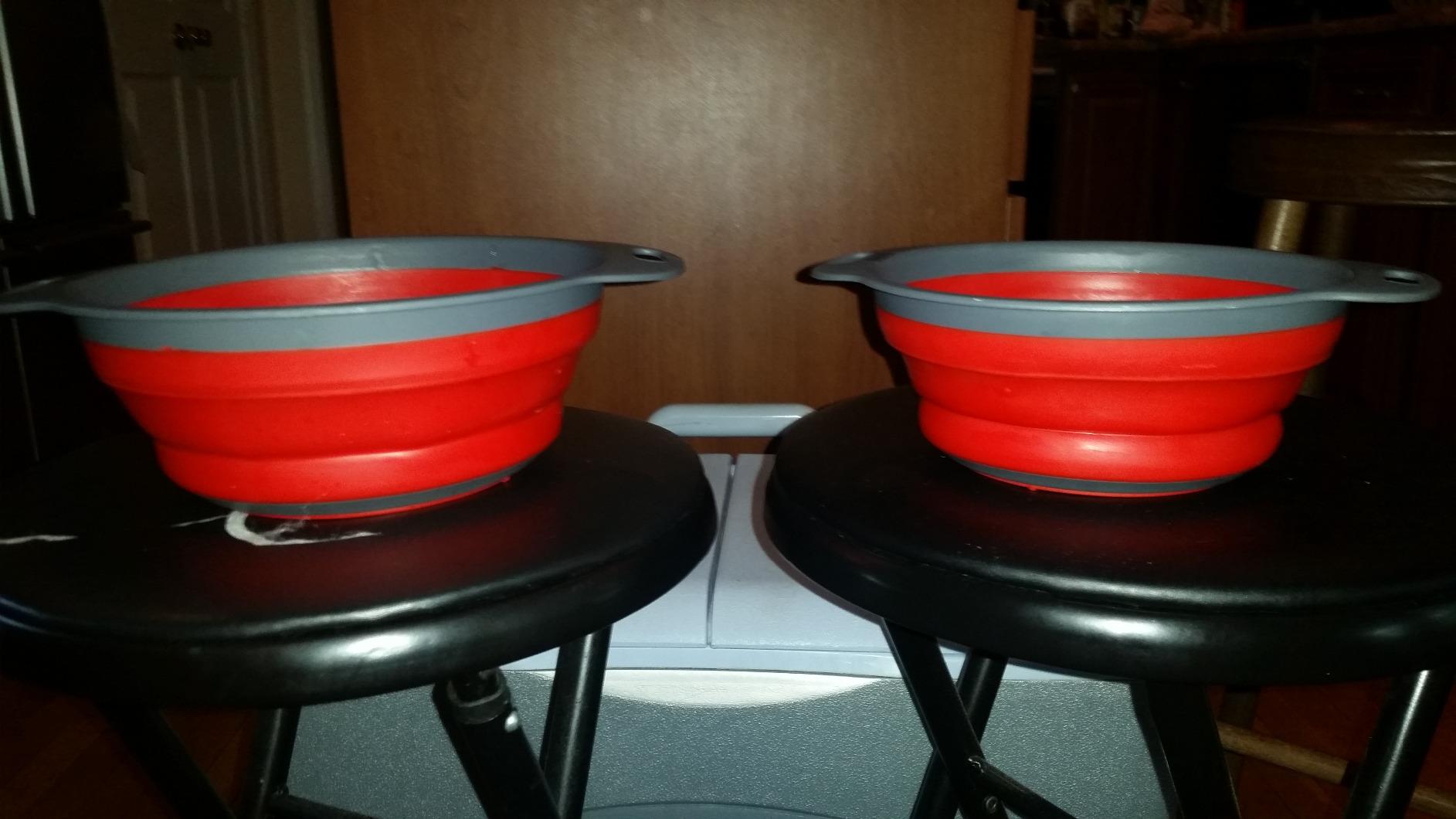 Comfify Ultimate Kitchen Strainers Set of 2 - Collapsible Silicone Colanders For Easy Storage - Use with Pasta & Veggies or as a Fruit or Berry Bowl with Strainer - Irreplaceable for Campers - Red customer photo 2