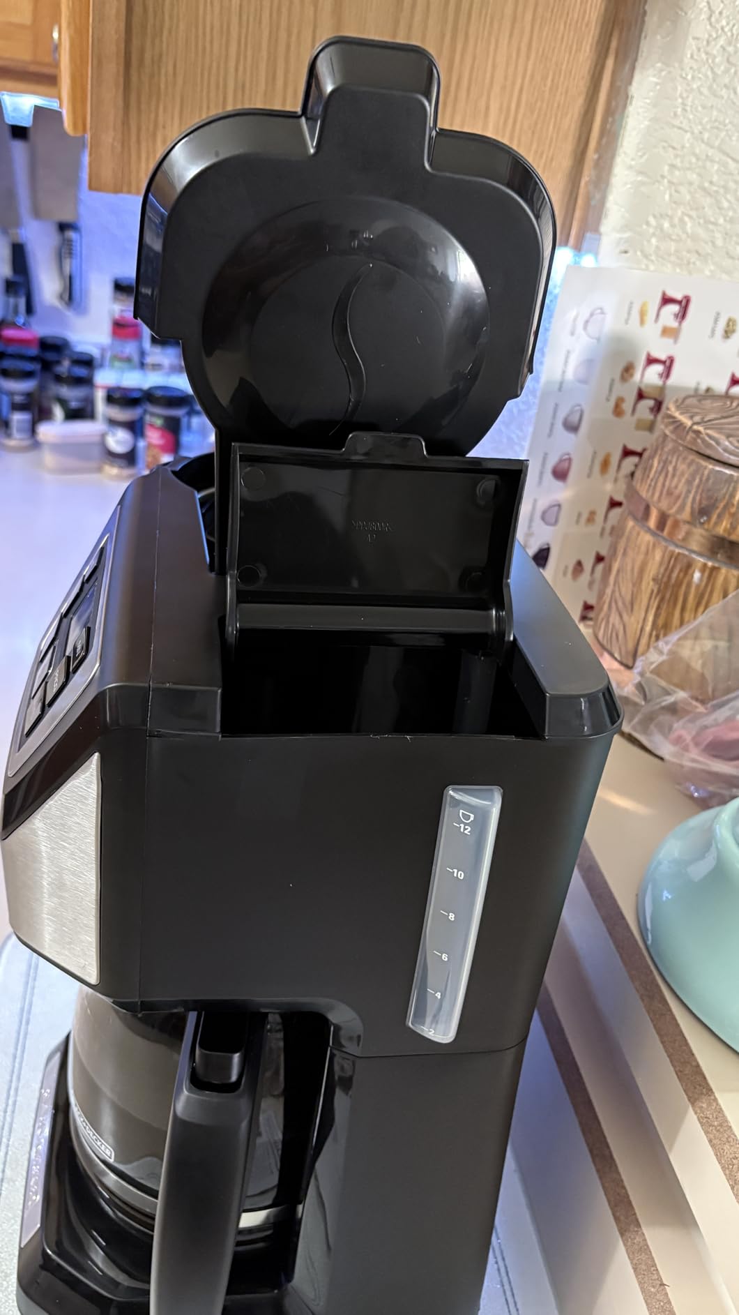 BLACK+DECKER 12-Cup Grind and Brew Coffee Maker | 12-cup grind and brew coffee maker with built-in grinder, programmable timer, and Sneak-A-Cup feature customer photo 2