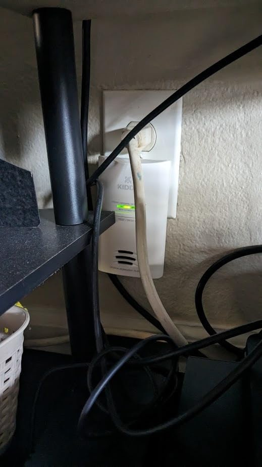Kidde Carbon Monoxide Detector, Plug-in Wall with AA Battery Backup, Test-Hush Button customer photo 1