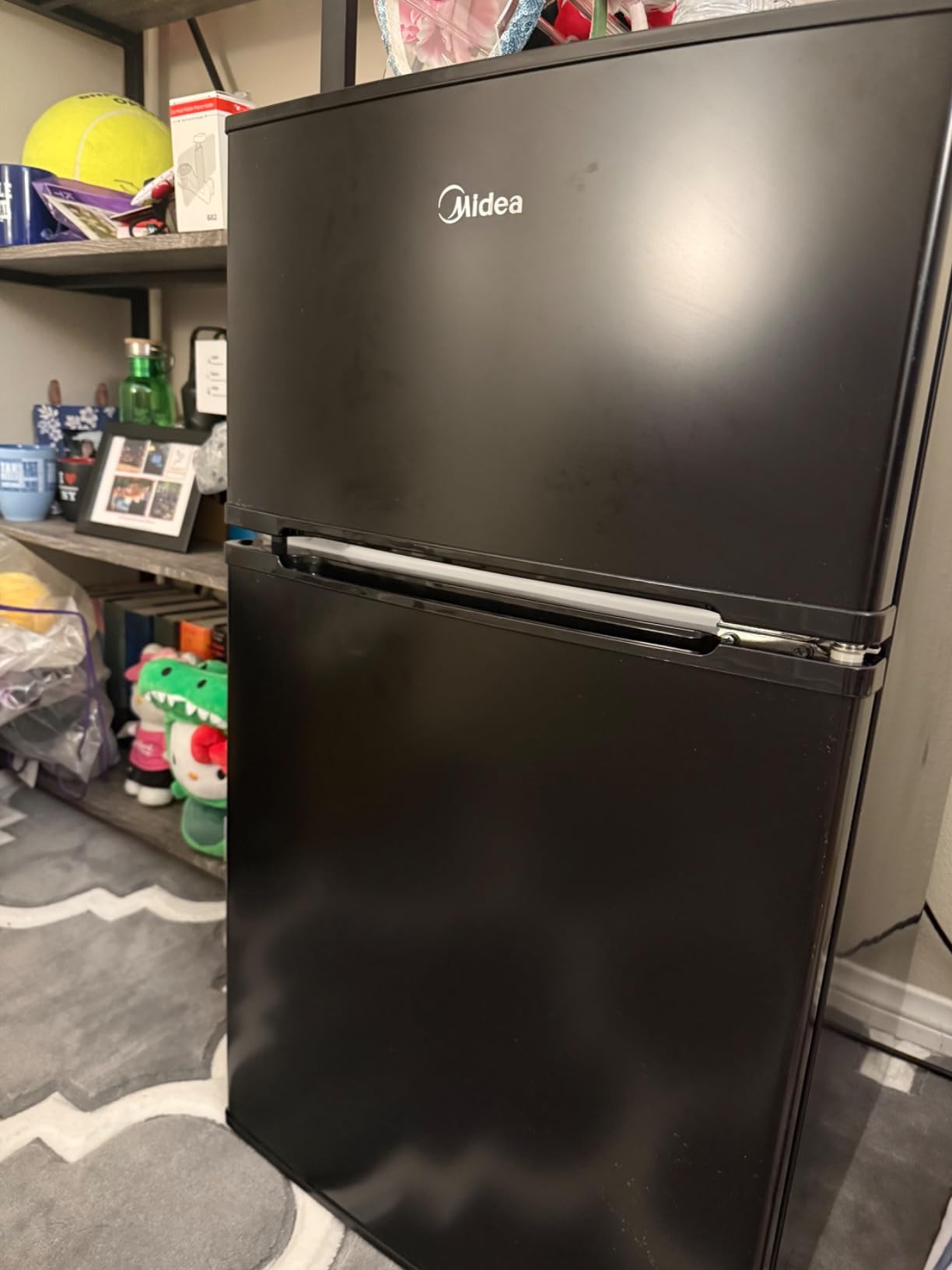 Midea 3.1 Cu.ft Mini Fridge with Freezer, Energy Star Certified, for Dorm customer photo 2