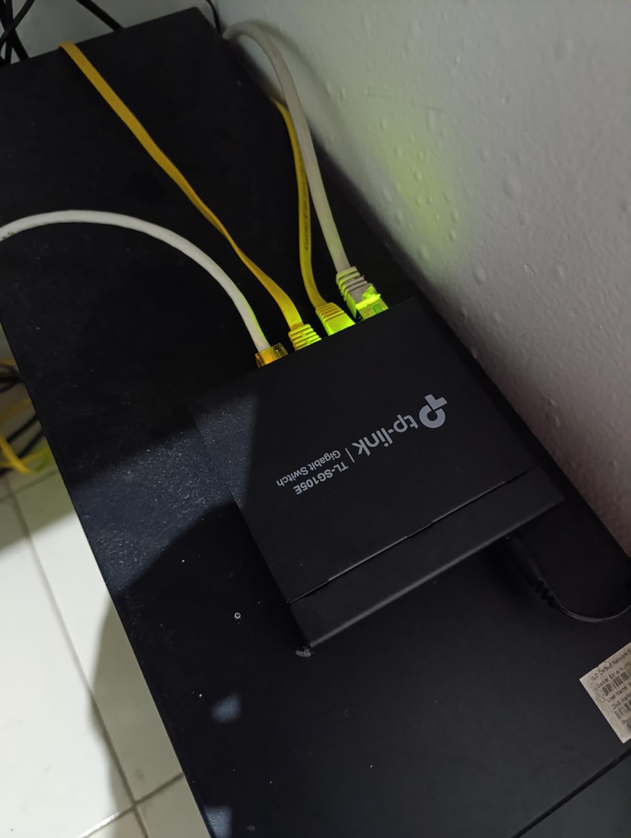 TP-Link 5-Port Gigabit Ethernet Easy Smart Switch| Plug and Play | Desktop | Sturdy Metal w/Shielded Ports | Limited Lifetime Replacement (TL-SG105E), Black… customer photo 1