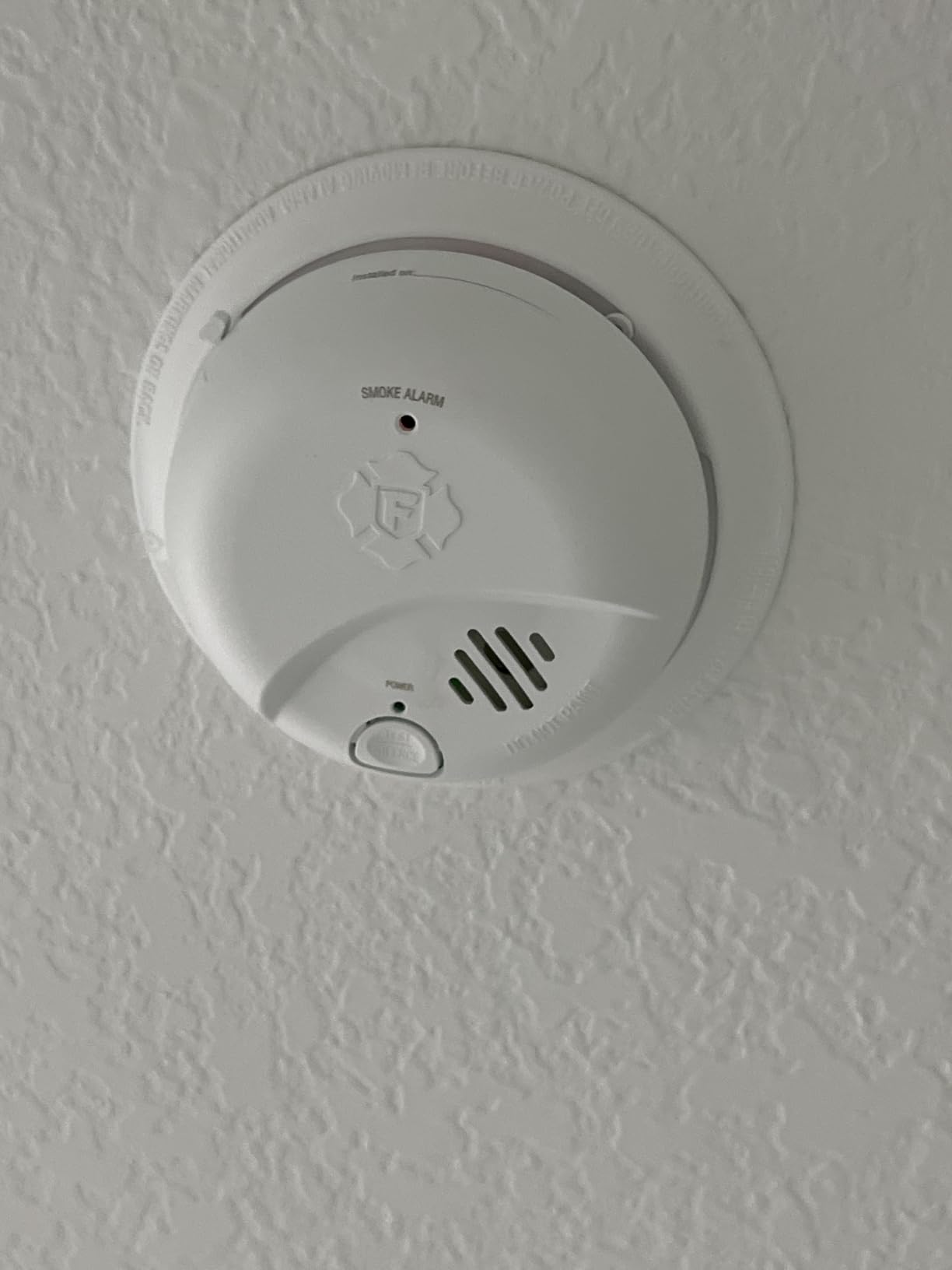 BRK First Alert 9120BFF/ SMI100-AC Smoke Detector, Hardwired Alarm with Battery Backup, White, 1-Pack customer photo 1
