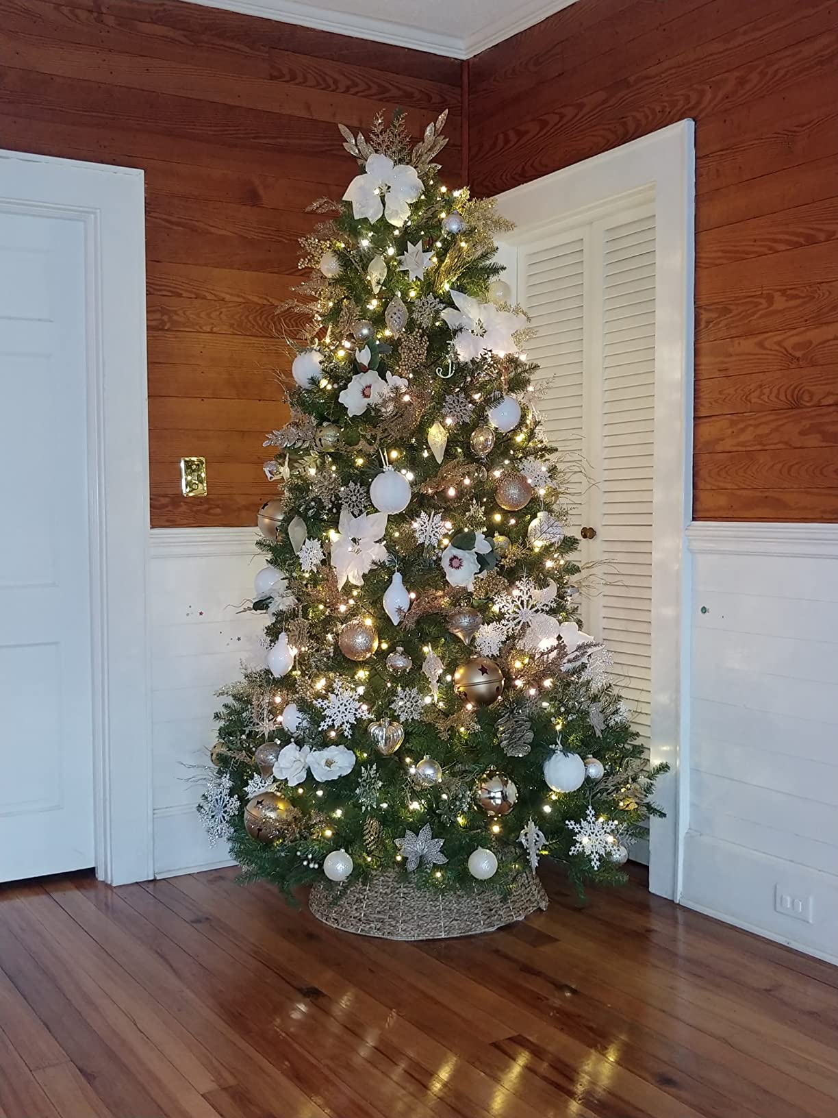 National Tree Company 6ft Unlit Dunhill Fir Artificial Full Christmas Tree customer photo 1