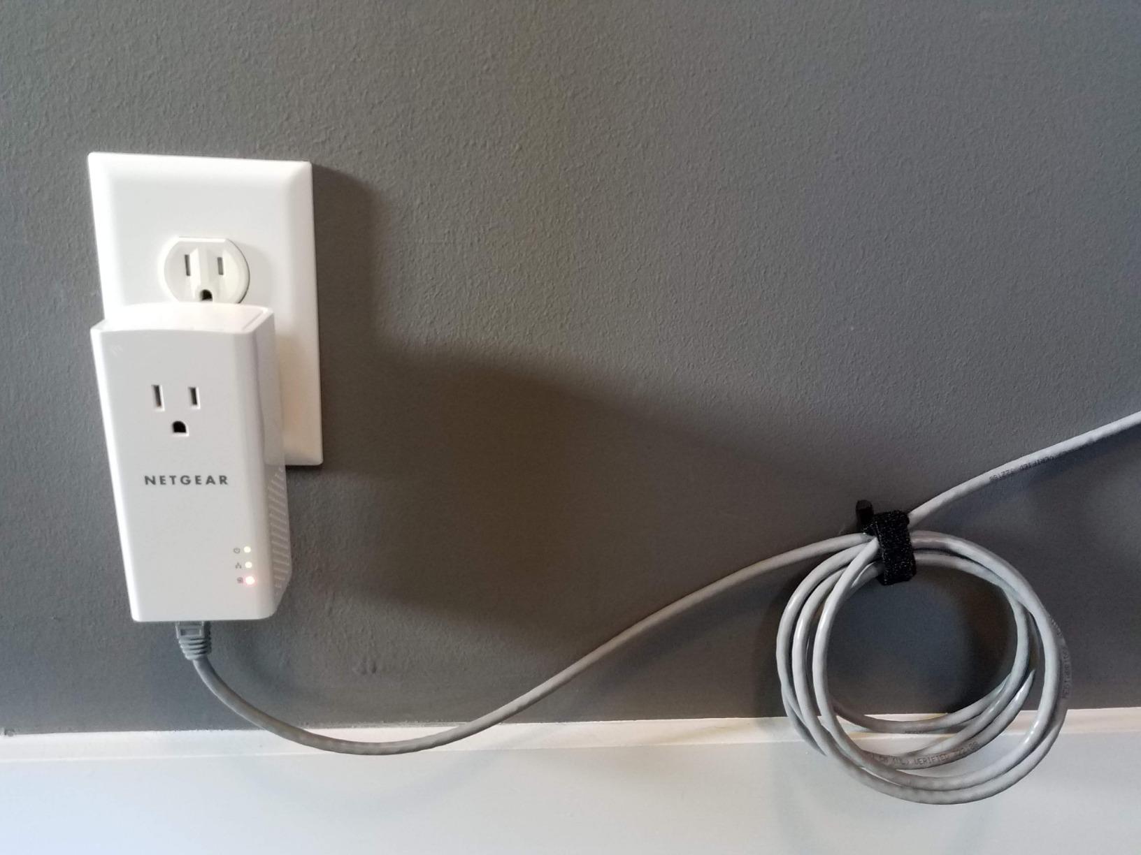 NETGEAR Powerline Adapter Kit, 1200 Mbps Wall-Plug, 1.2 Gigabit Ethernet Ports with Passthrough + Extra Outlet (PLP1200-100PAS) customer photo 1