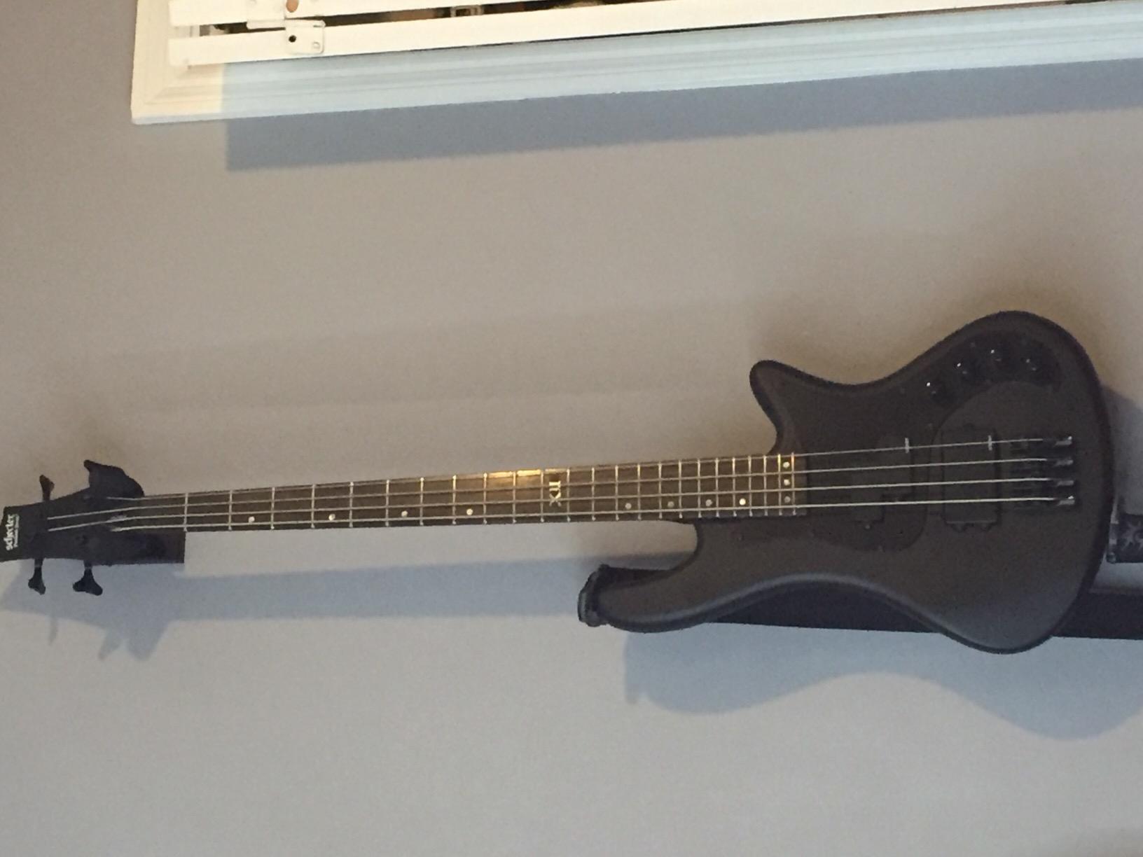 Schecter Stiletto Stealth - Satin Black, 5-String customer photo 2