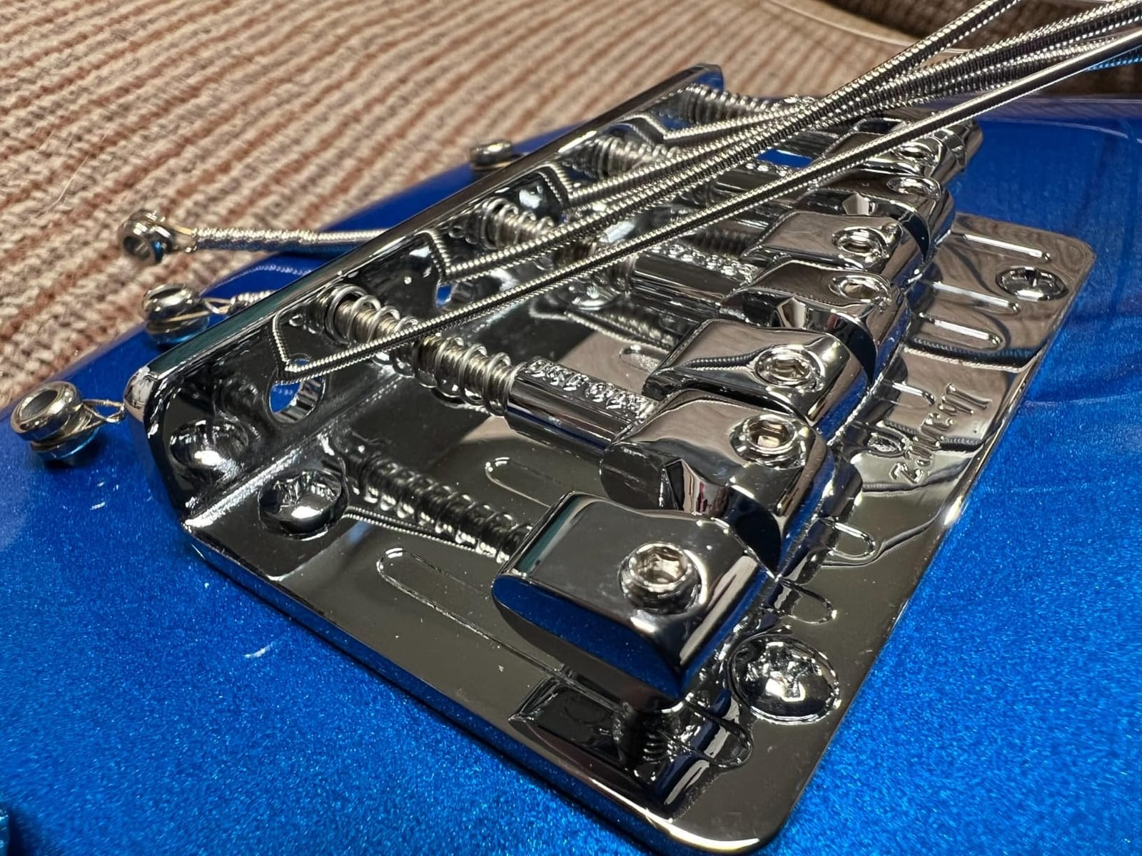 Ibanez GSRM20BWNF MiKro - Walnut Flat customer photo 2