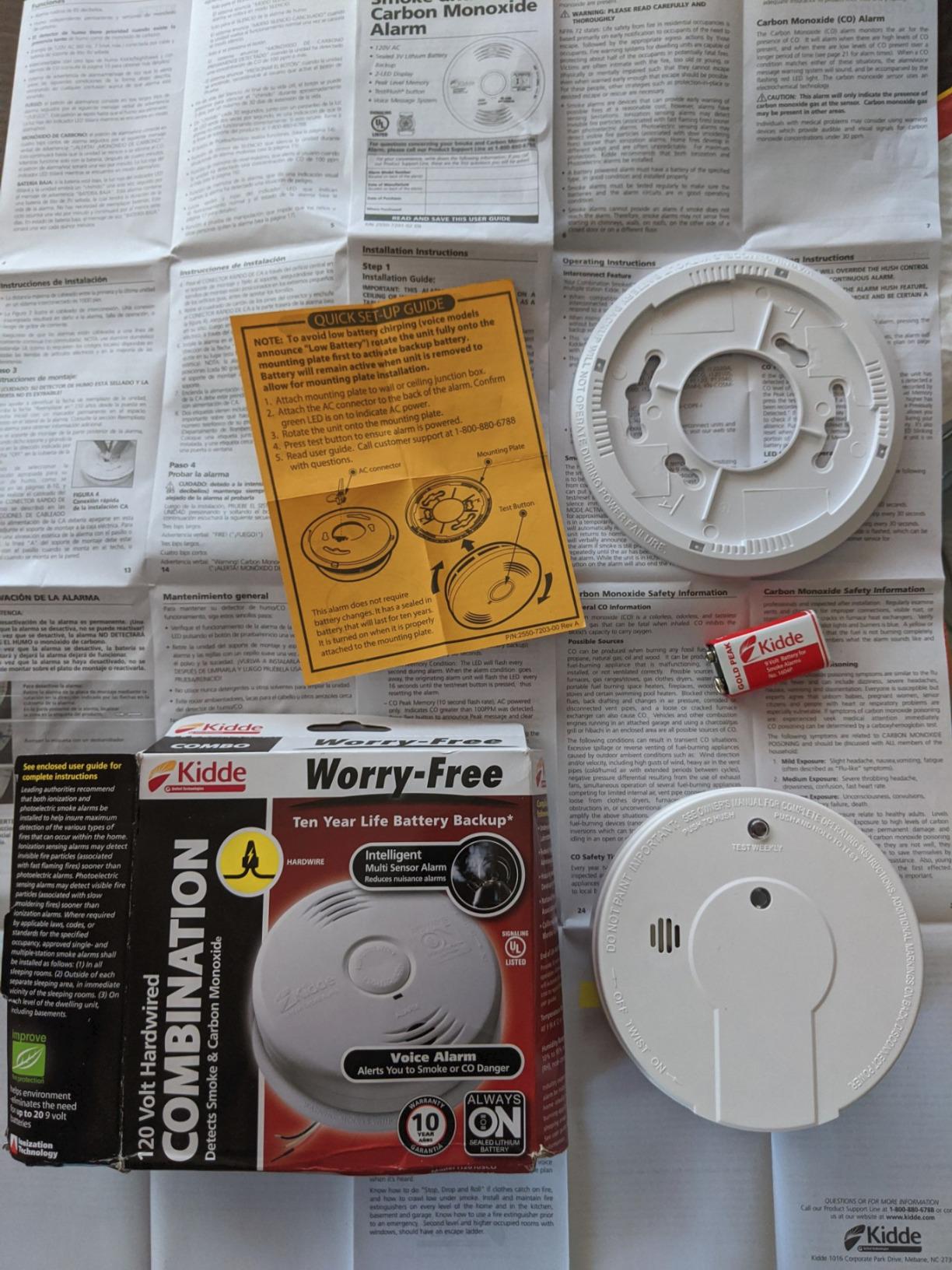 Kidde Smoke and Carbon Monoxide Detector Alarm with Voice Warning | Hardwired w/10 Year Lithium Battery Backup | Interconnectable | Model # i12010SCO, White customer photo 1