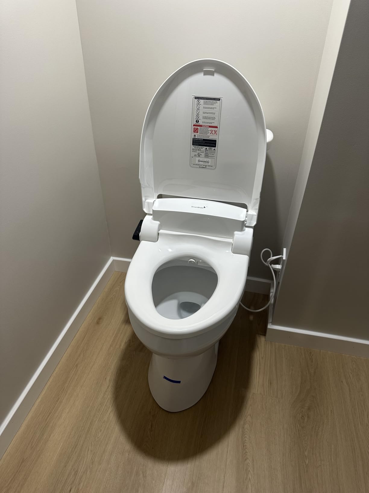 SmartBidet® SB-1000 Smart Bidet Electric Bidet Toilet Seat with Heated Seat, Warm Water, Air Dryer – Remote Control, Elongated customer photo 1