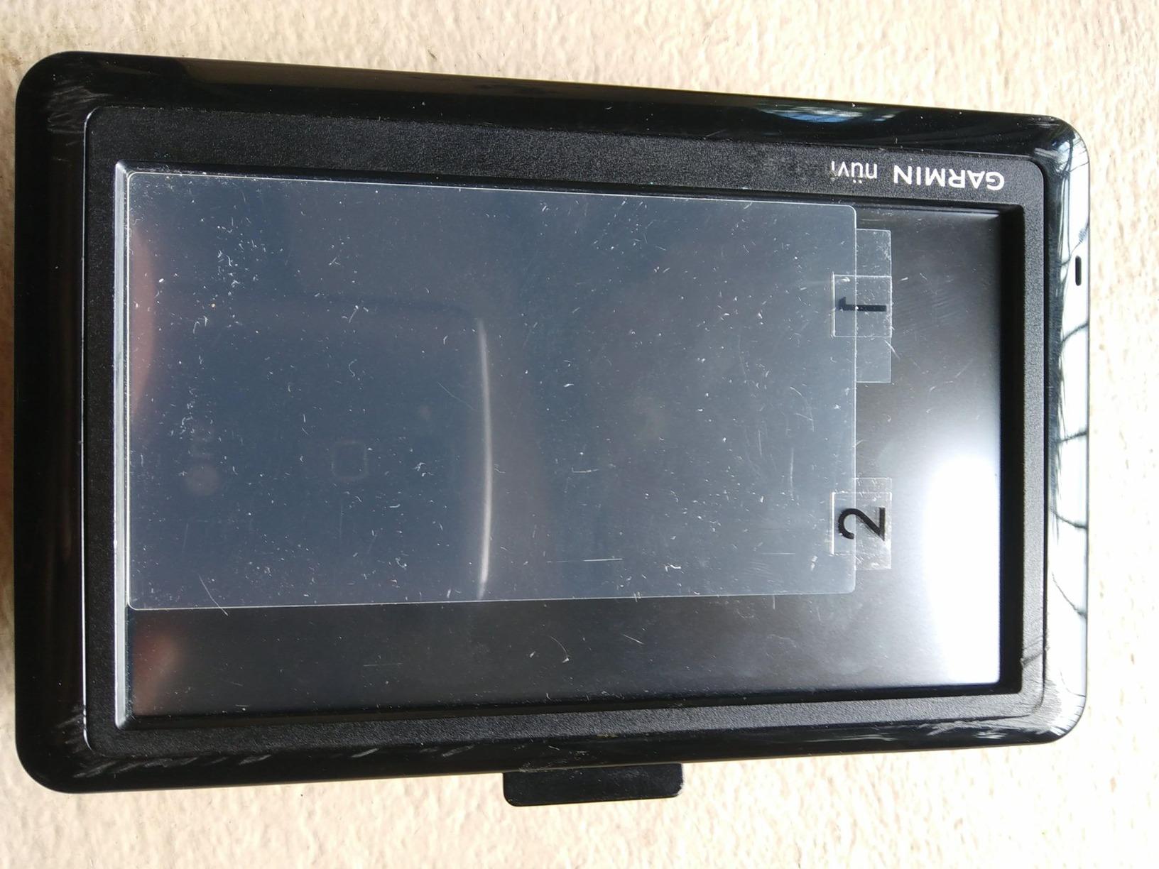 Garmin Montana 680, Touchscreen Hiking Handheld, GPS/GLONASS with 8 Megapixel Camera customer photo 2