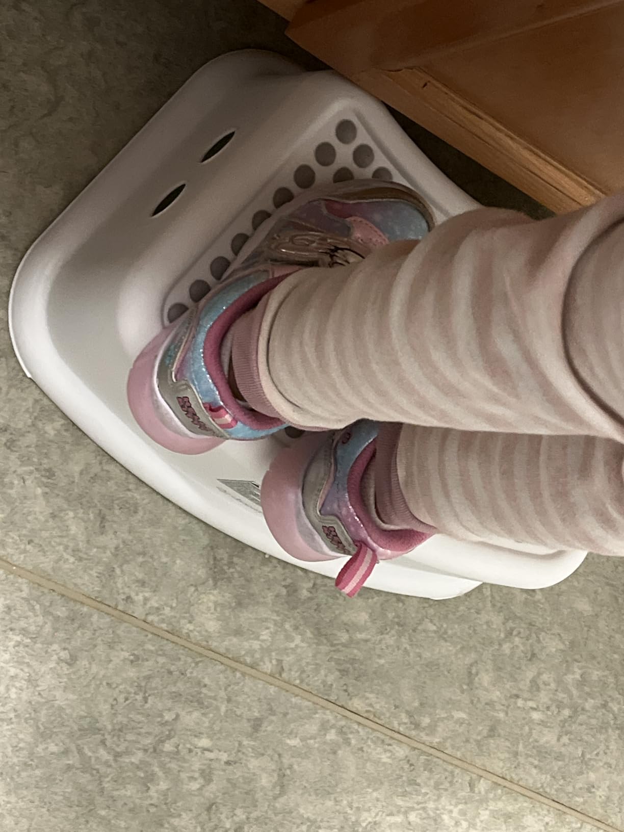 Dreambaby Step Stool for Kids - Non-Slip Base and Contoured Design for Toilet Potty Training and Sink Use customer photo 1
