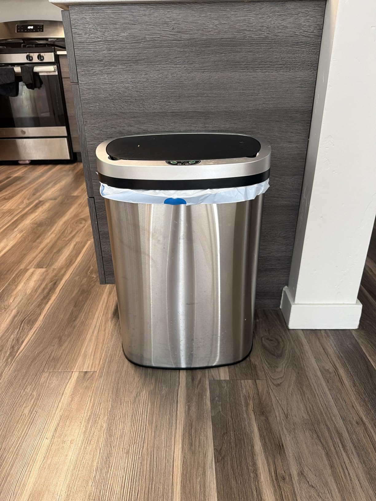 BestOffice | 13 Gallon Stainless Steel Trash Can with Lid | Steel customer photo 2