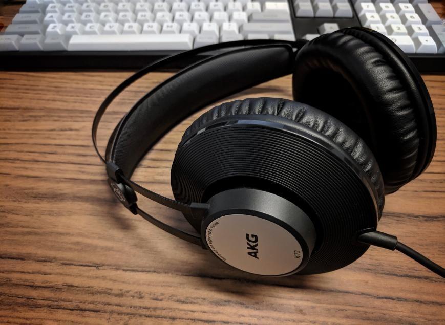AKG Pro Audio K72 Over-Ear, Closed-Back, Studio Professional Headphones customer photo 1