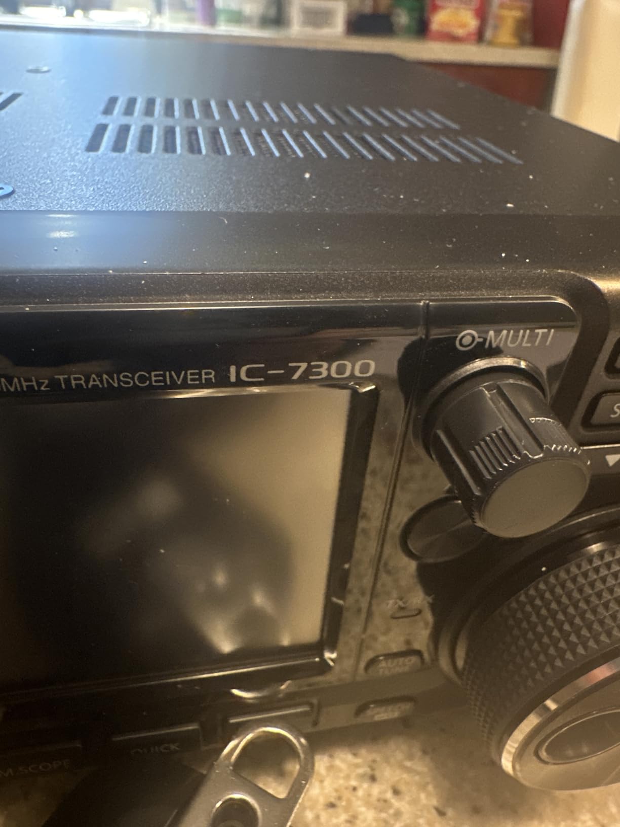 ICOM 7300 02 Direct Sampling Shortwave Radio Black customer photo 1