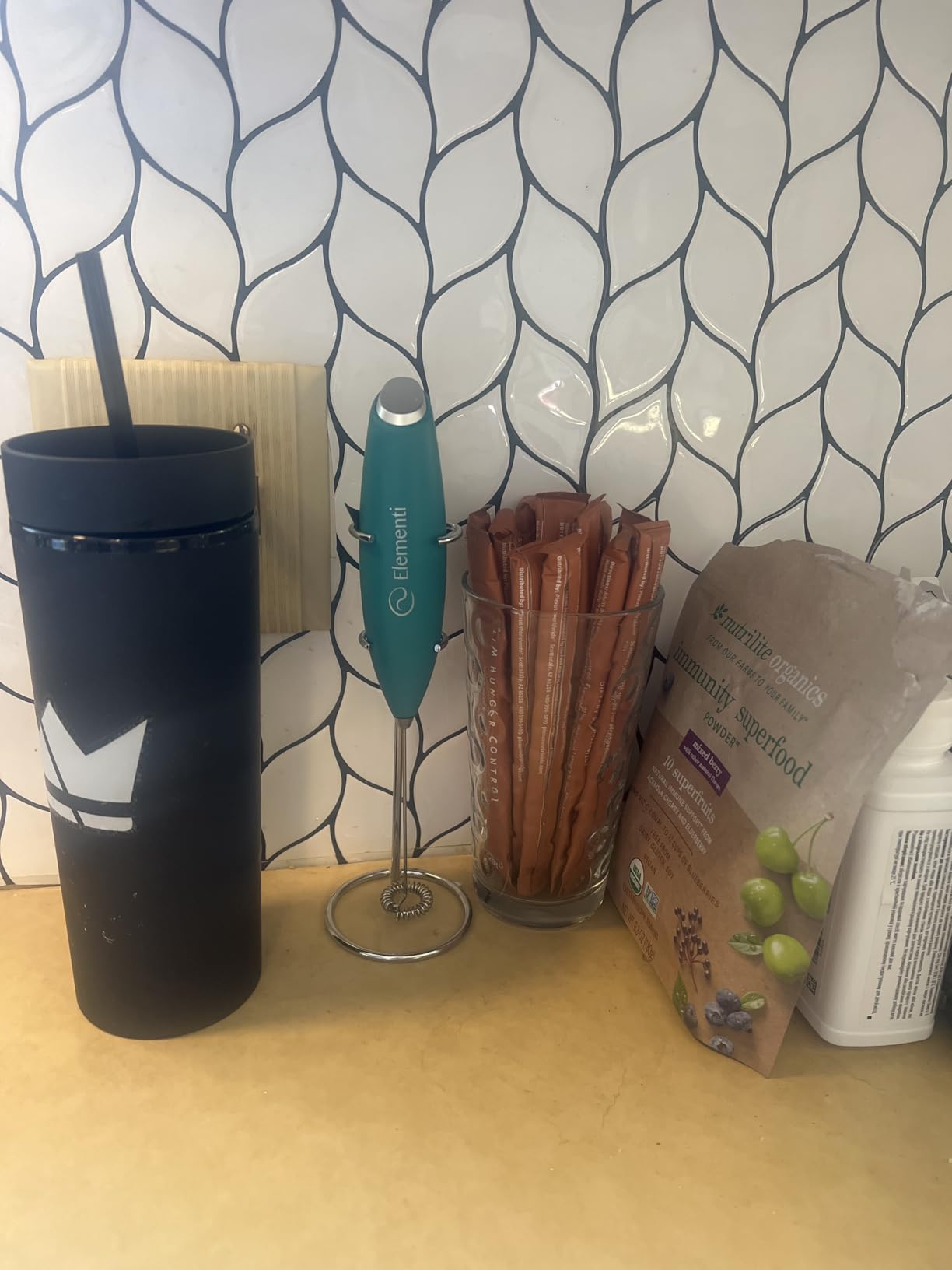 Milk Frother Wand & Electric Stirrer with Stand - Turbo Coffee & Milk Frother Handheld - Hand Held Coffee Mixer Wand & Cold Foam Maker for Frothy Cappuccinos, Lattes & Drink Mixes at Home (Black) customer photo 2