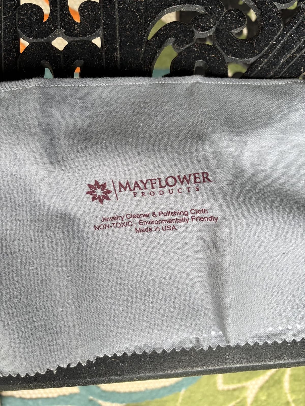 Pro Size Polishing Cleaning Cloth Made in USA for Gold, Silver, Platinum. Pure Cotton Eco Friendly Tarnish Remover Cleaner Large 11 x 14 Inch. Shines Jewelry Like New. Cleans Coins Watches Silverware customer photo 1