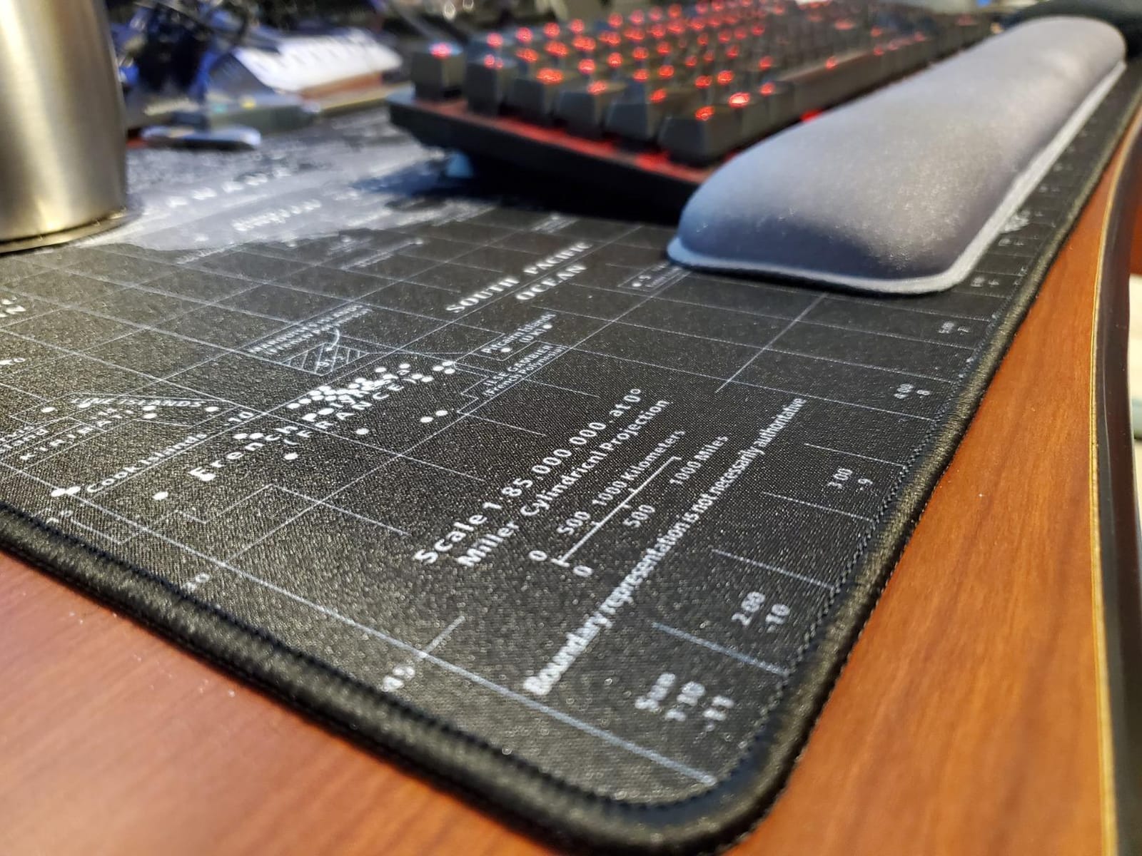 JIALONG Large Gaming Mouse Pad, Extended XXL Desk Mat 35.4×15.7 Inches Map customer photo 1