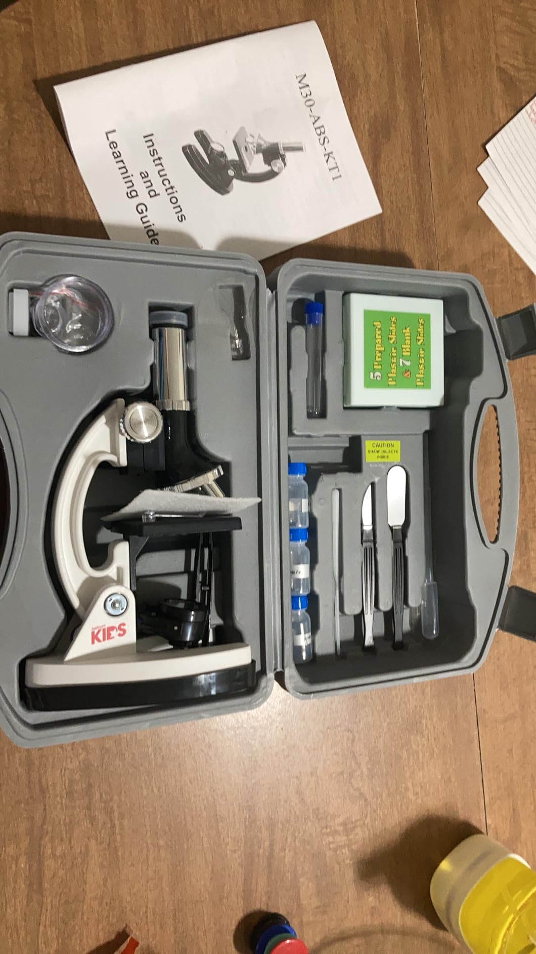 AmScope M30-ABS-KT1-W-WM 1200X 48-pcs Microscope Kit with Slides, LED customer photo 1