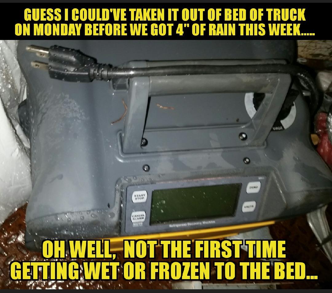 Fieldpiece - MR45 Lightweight Digital Refrigerant Recovery Machine - Wide Operating Voltage with Easy Access Ports - A2L Compatible customer photo 1