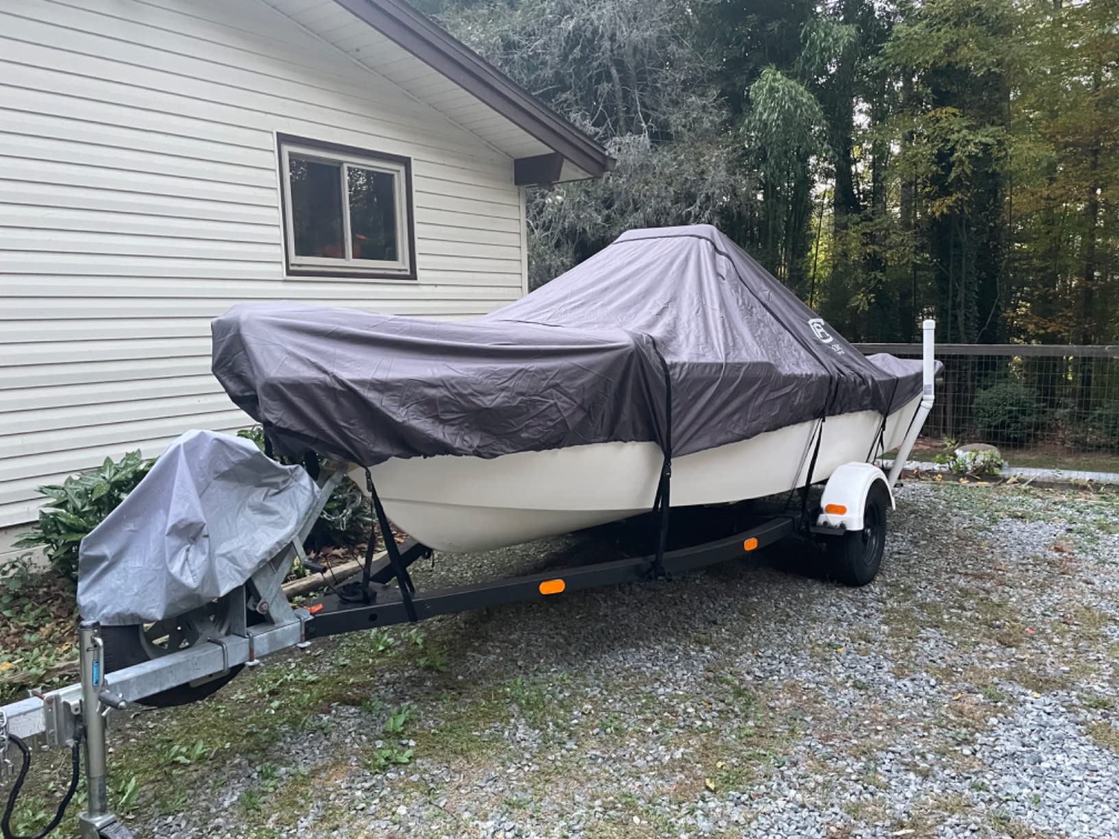 Classic Accessories StormPro Heavy-Duty Center Console Boat Cover, Fits Boats 22-24 ft Long x 116 in Wide customer photo 2