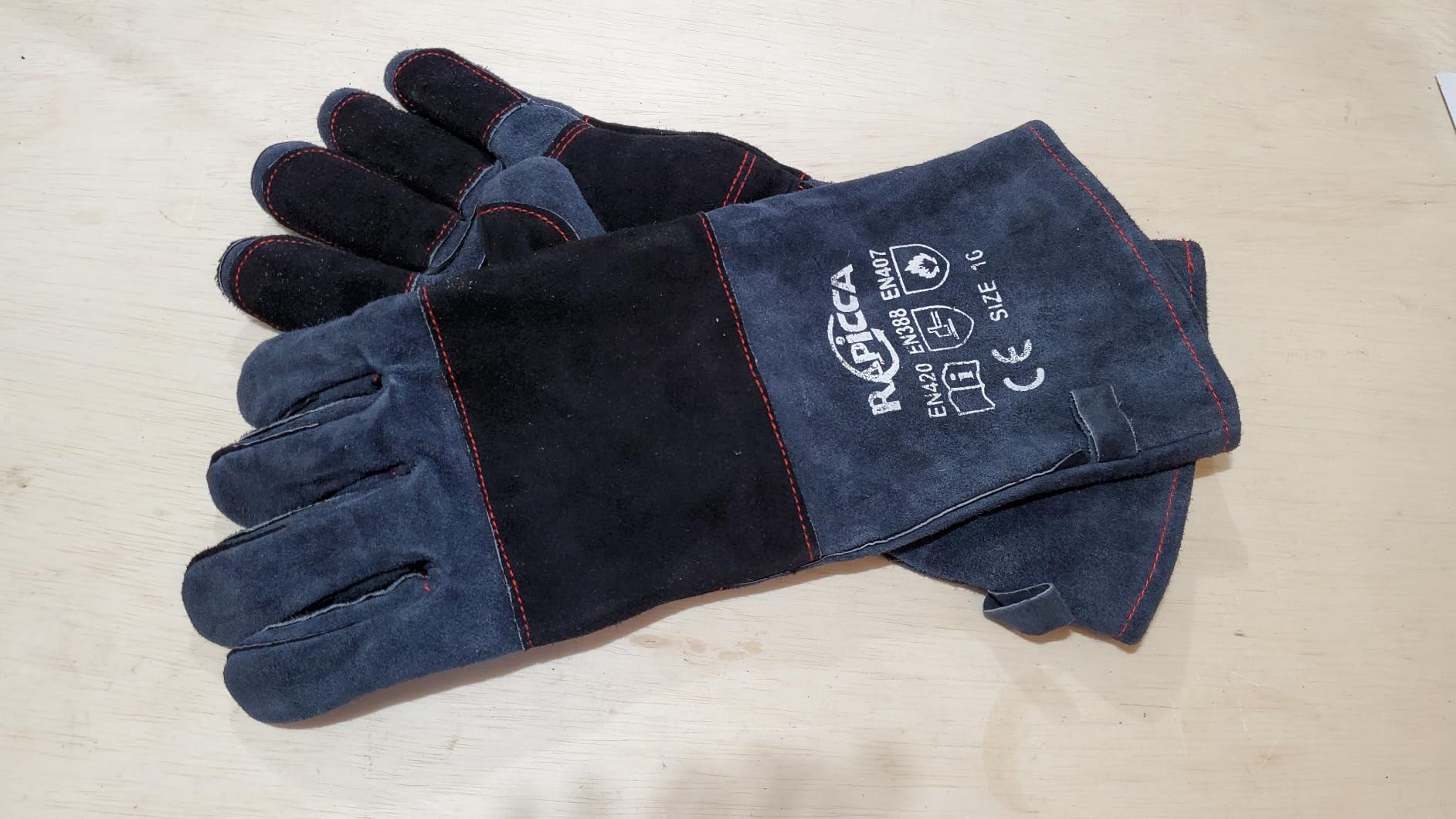 RAPICCA Welding Gloves for Men, 932°F Fireproof Leather, 16 in Blue customer photo 2