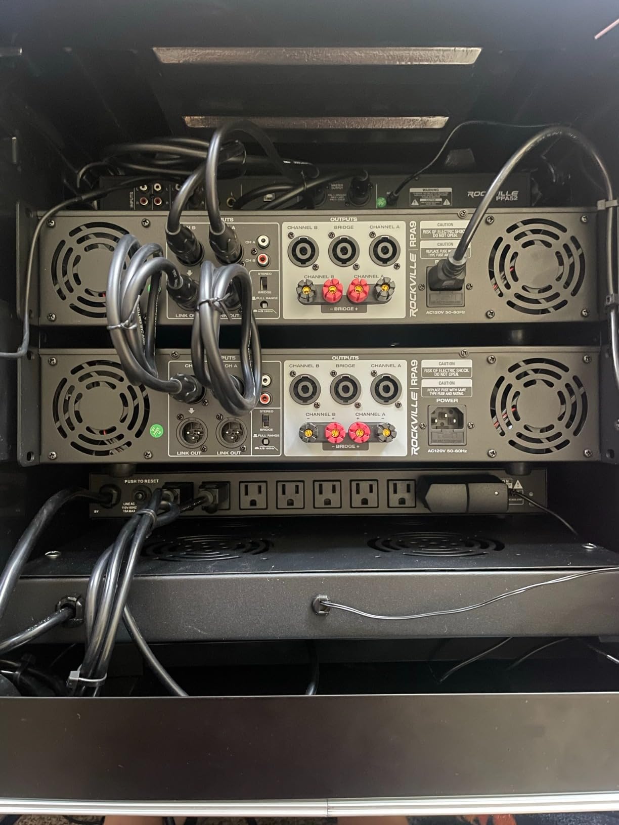 Rockville RPA9 2-Channel Professional/DJ Rack Mount Power Amplifier customer photo 1