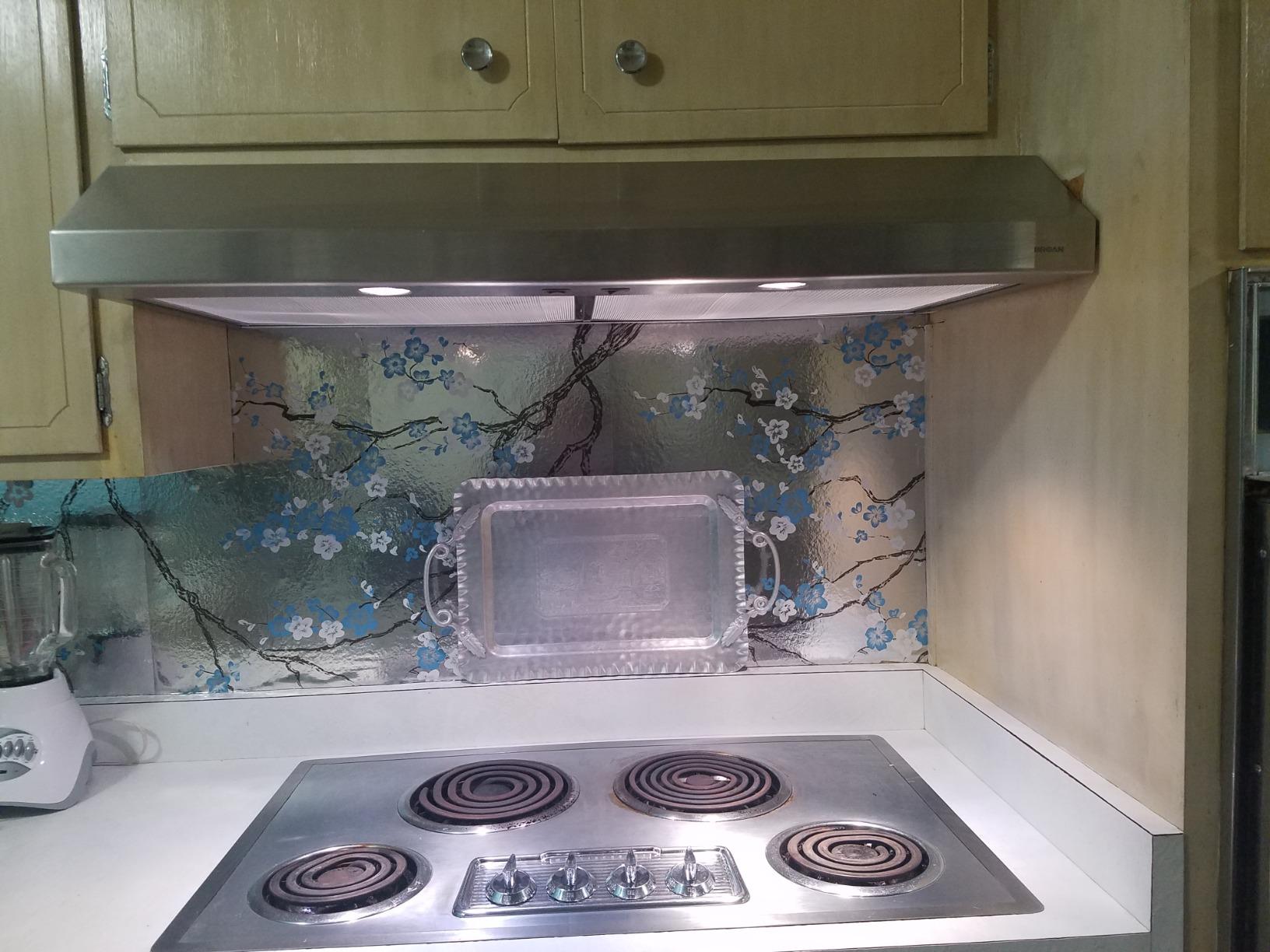 Broan-NuTone Glacier 24-inch Under-Cabinet 4-Way Convertible Range Hood with 2-Speed Exhaust Fan and Light, Stainless Steel customer photo 2