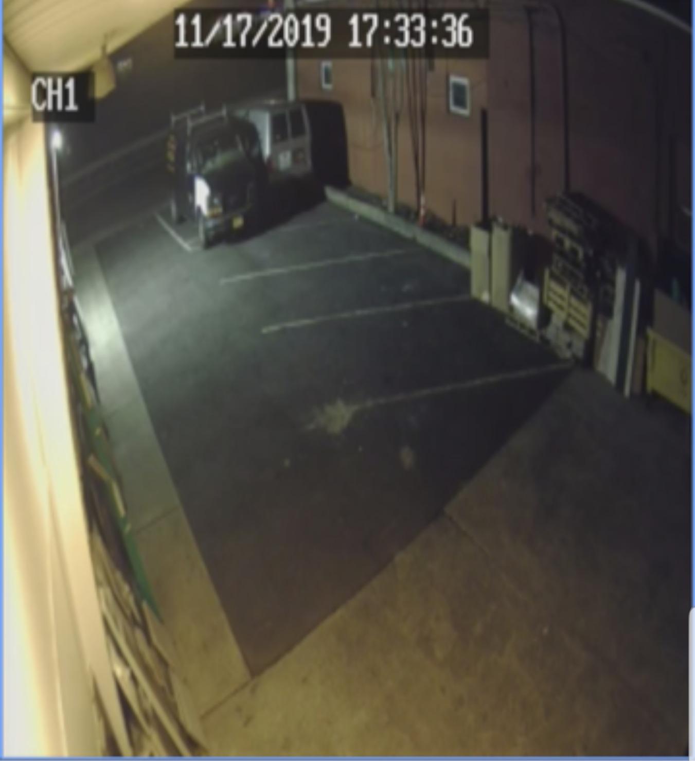 ledmo LED Wall Pack Light, 120W 5000K 15840LM Outdoor Security Floodlight customer photo 1