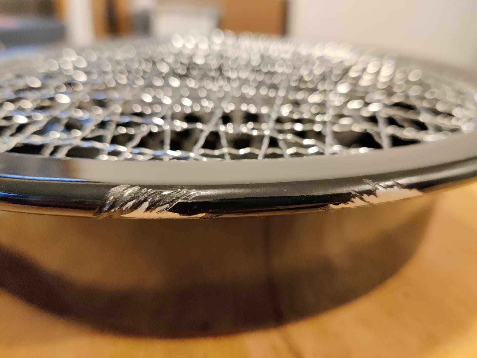 Iwatani Korean Cookware Aburi Stove Top Grill Pan, Black, (CB-P-AM3) customer photo 1