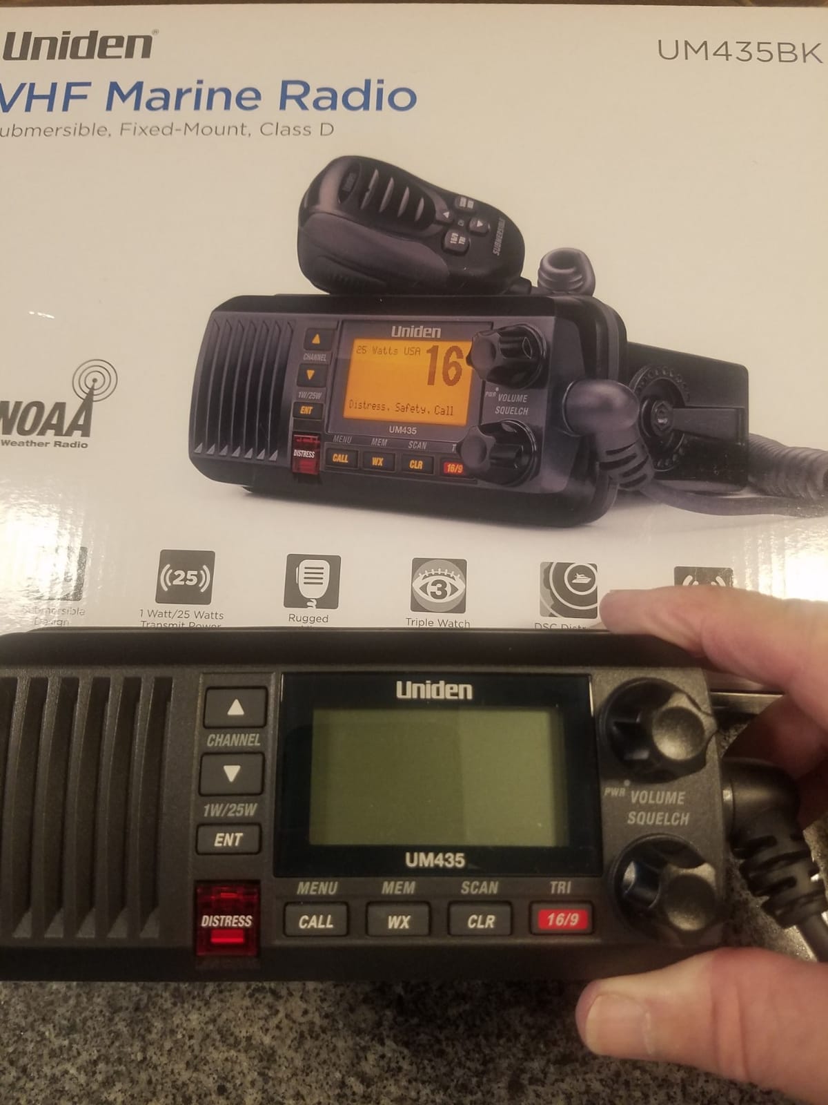 Uniden UM435BK Advanced Fixed Mount VHF Marine Radio, All USA/International/Canadian Marine Channels including new 4-Digit, CDN 