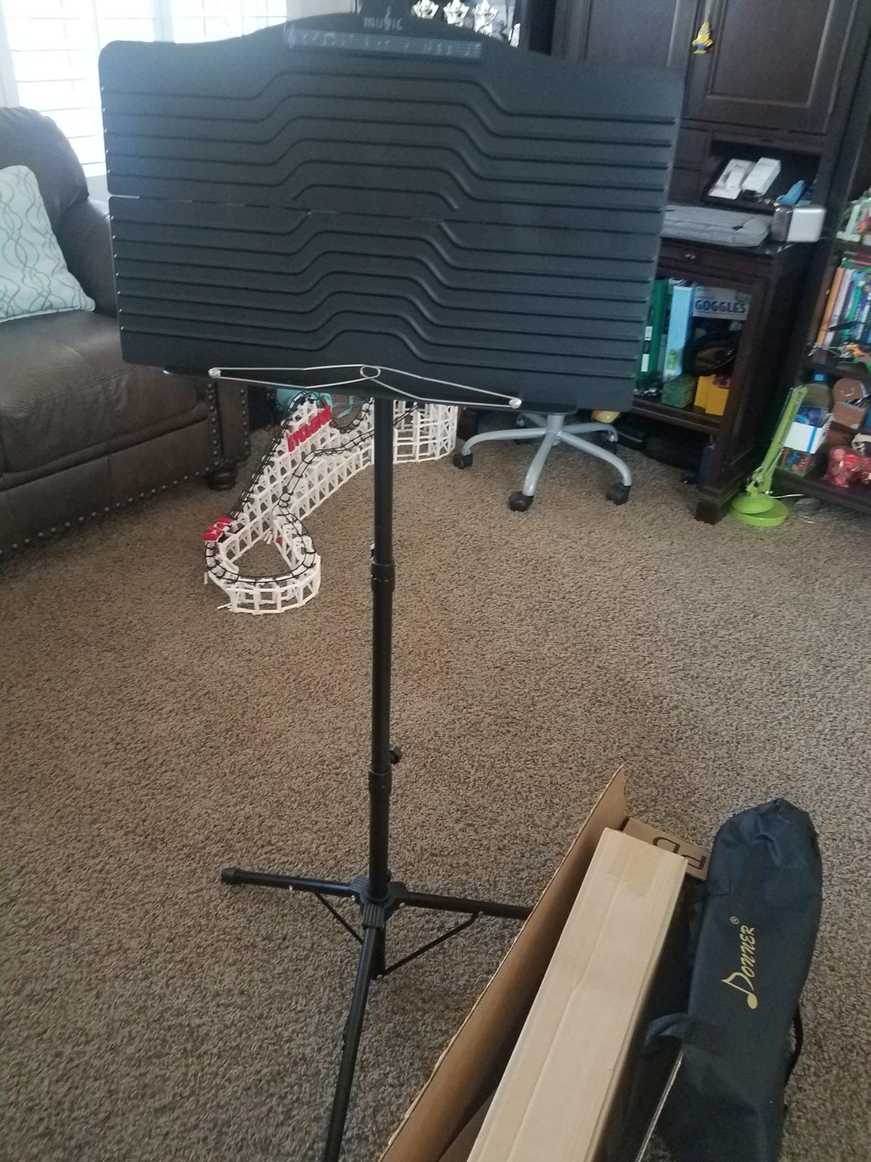 Donner DMS-1 Sheet Music Stand with Light & Carrying Bag | Portable Metal Music Stand, Tabletop Music Book Stand for Guitar, Ukulele, Violin Players customer photo 2