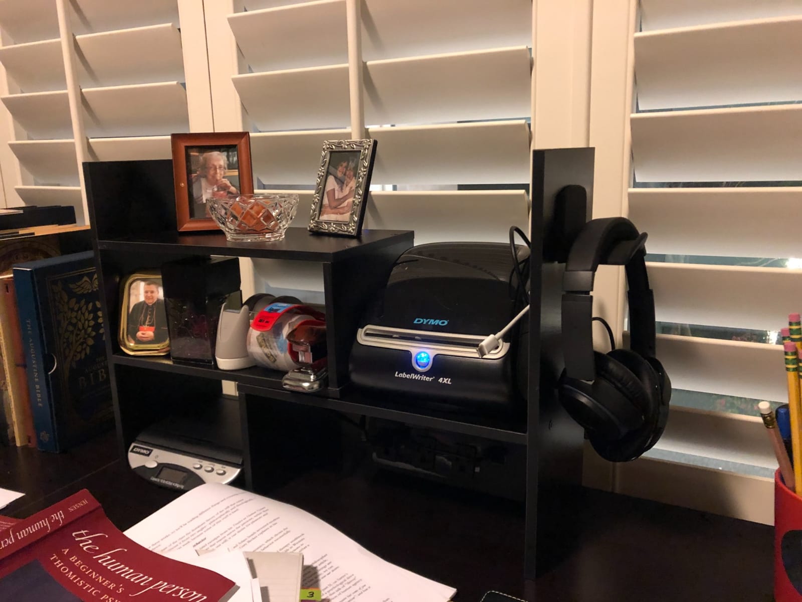 Avantree Neetto HS907 - Universal Headphone Hanger for Wall or Desk customer photo 2