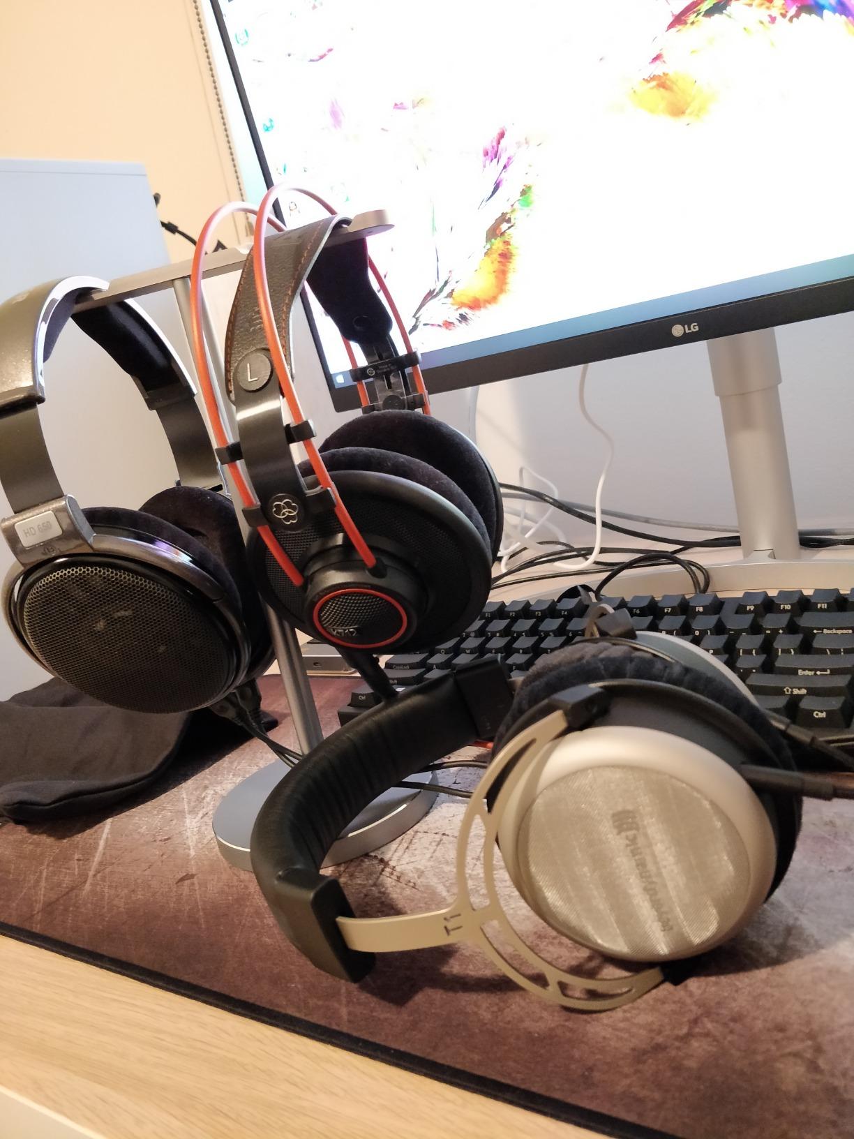 beyerdynamic T1 2nd Generation Audiophile Stereo Headphones with Dynamic Semi-Open Design (Limited Edition Black) customer photo 2