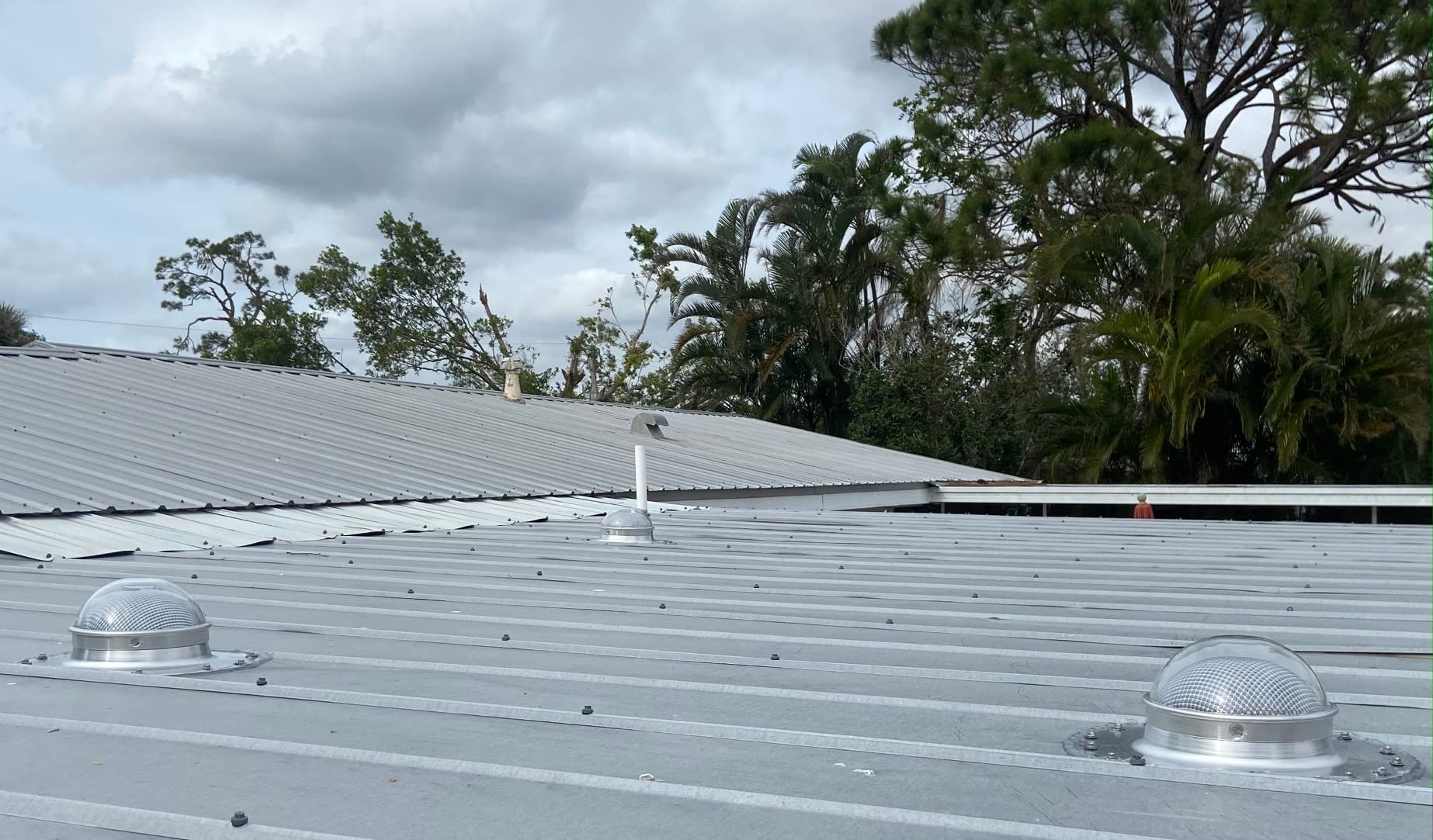 Solar LightBlaster for Shingled Sheds (Solar Tube Skylight for shed Applications) customer photo 1