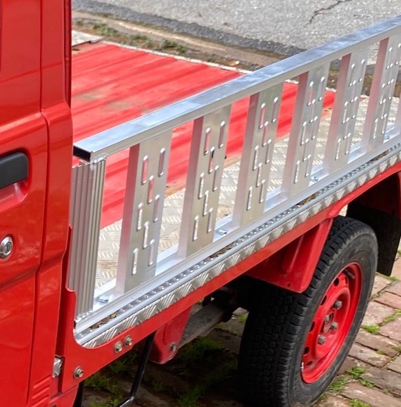 CARGOSMART Aluminum Straight Fixed Ramp with Treads (2pk) - Easily and Safely Load and Unload Light Equipment, Lawn Tractors, ATVs and More, 1,250 lb. Capacity, 12