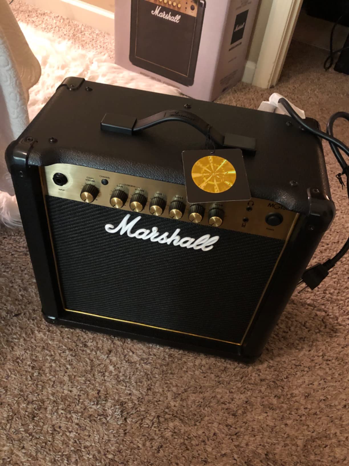 Marshall MG15GR Combo Guitar Amp - Clean and Gain Channels | Reverb and 3-Band EQ | 3.5 mm Headphones Out | 15W Output - Black customer photo 2