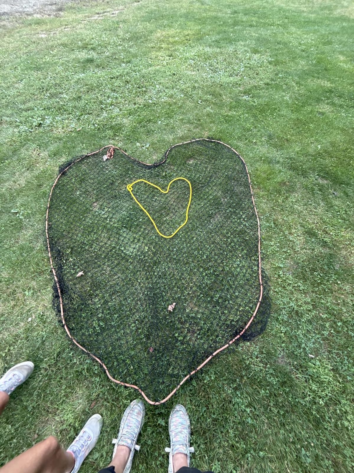 Texas Haynet - Round Bale Hay Net Slow Feed - Durable Round Bale Feeder for Horses - American Made UV Resistant Nylon Net - Fits Round Bales 4x6-6x6 or Square Bales 3x3x8-4x4x8 with 1.75