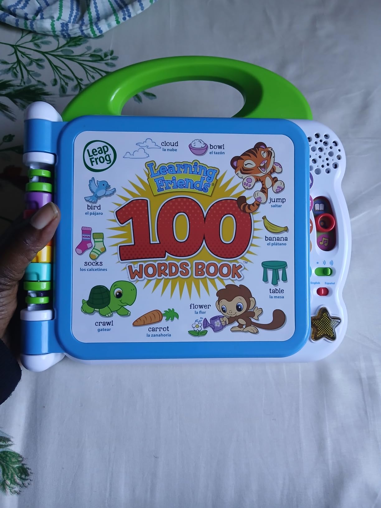 LeapFrog Learning Friends 100 Words Book customer photo 1