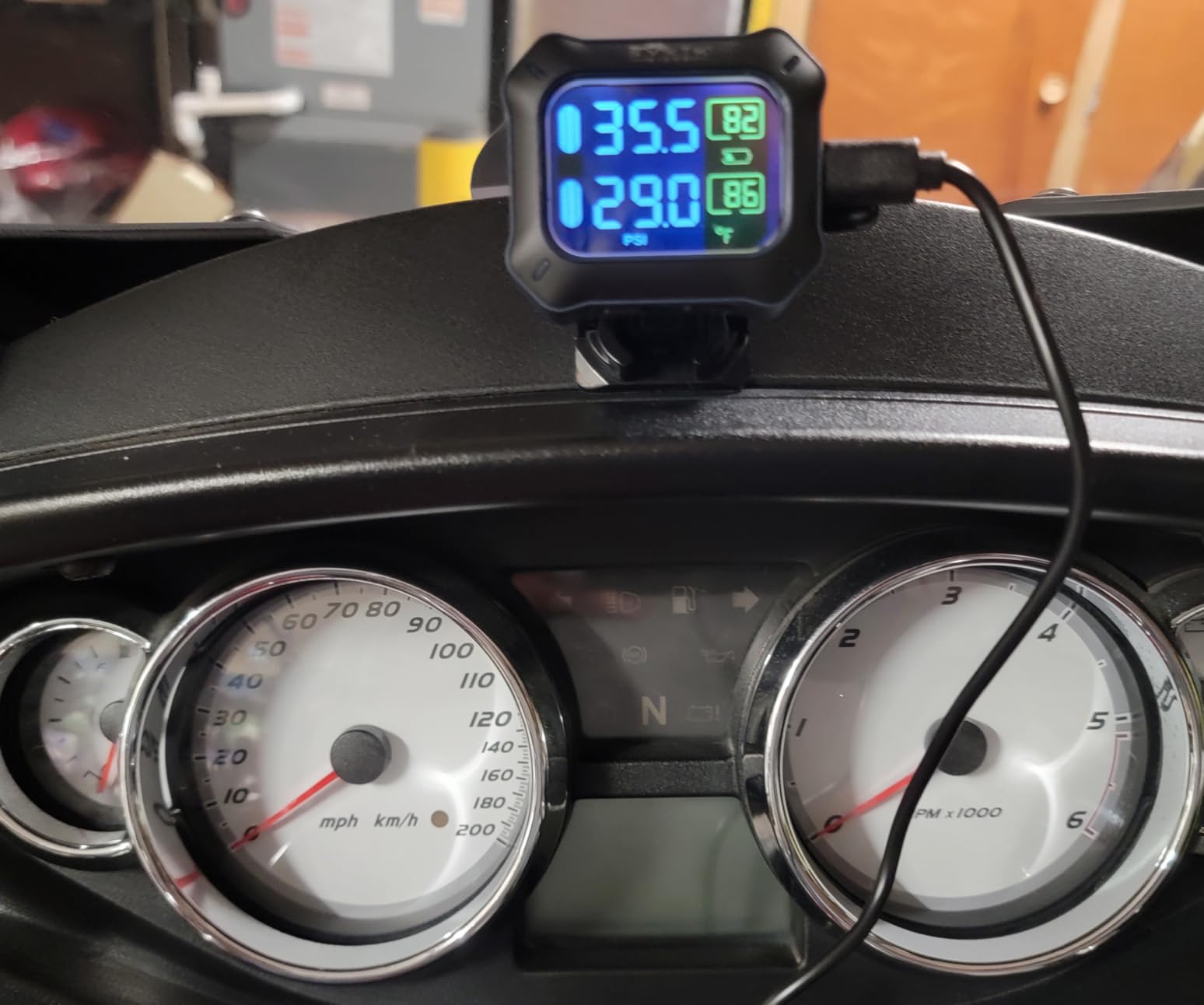 Sykik Rider SRTP300 Wireless tire Pressure Monitoring System for Motorcycles with 1.5” Monitor. Check Your tire Pressure While Riding customer photo 1