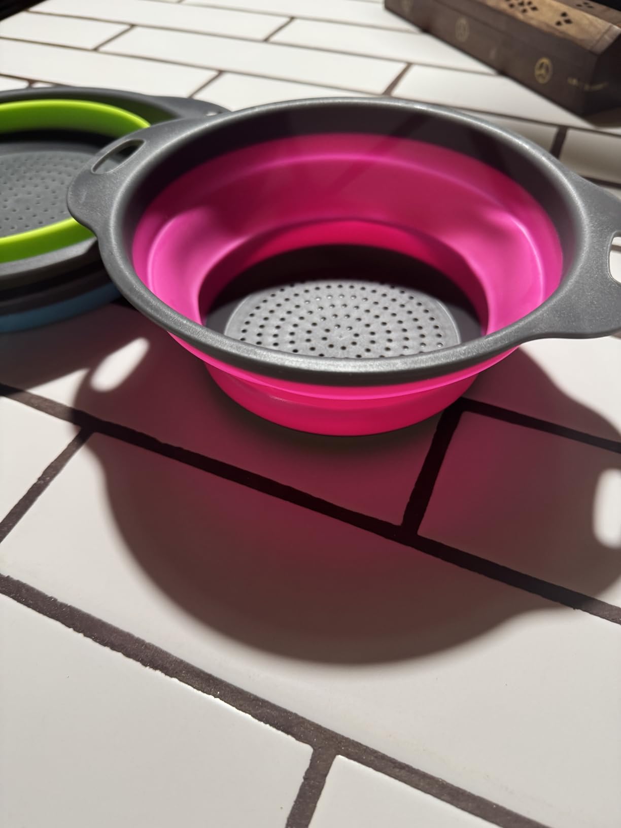 Qimh Collapsible Colander Set of 3 Round Silicone Kitchen Strainer Set - 2 pcs 4 Quart and 1 pcs 2 Quart- Perfect for Draining Pasta, Vegetable and fruit (green,blue, purple) customer photo 2