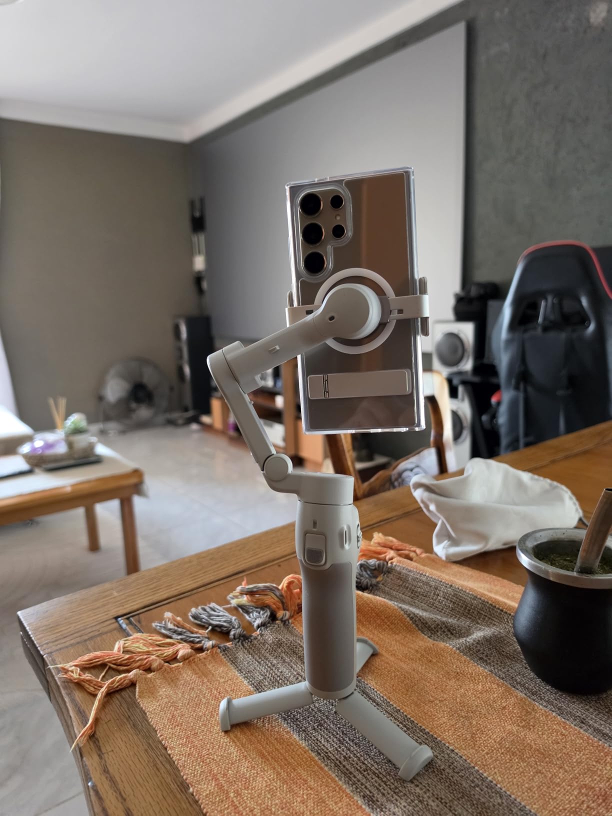 DJI Osmo Mobile 7 Gimbal Stabilizer for iPhone & Android, 3-Axis Gimbal customer photo 2