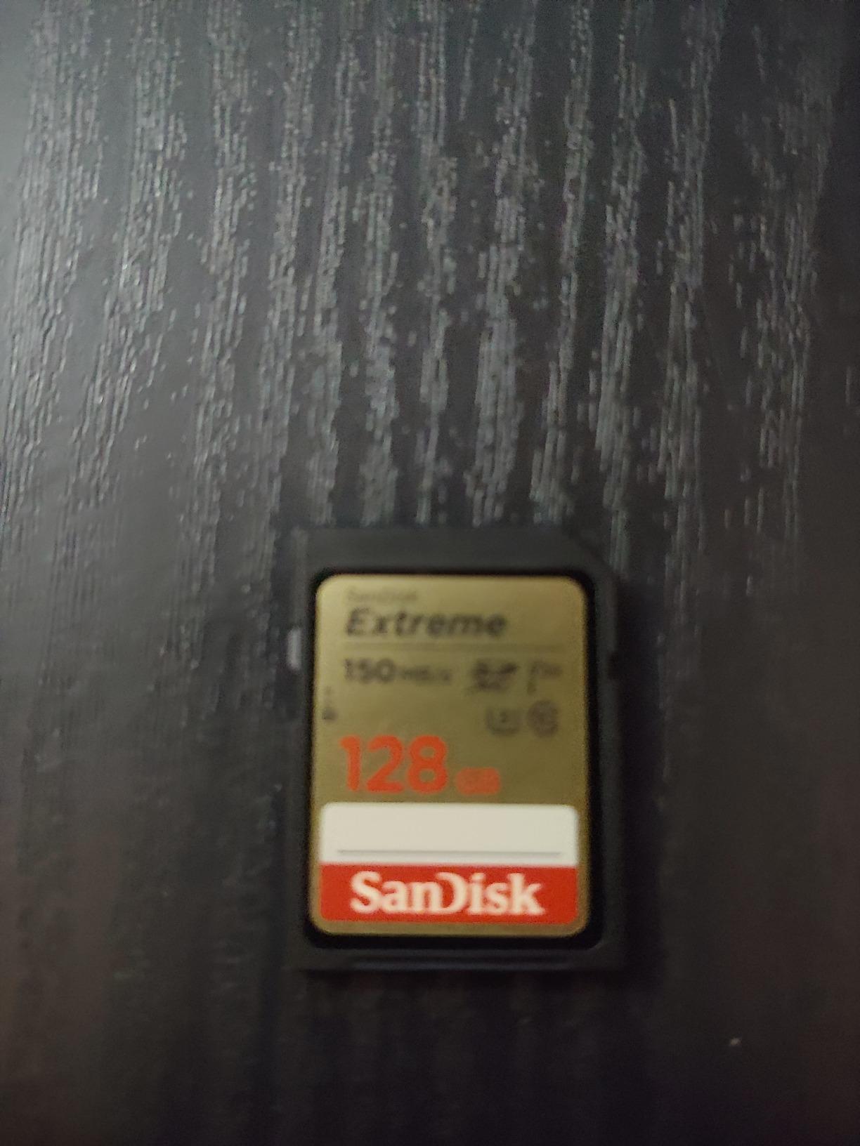 SANDISK 128GB Extreme SDXC UHS-I Memory Card - 150MB/s, C10, U3, V30, 4K UHD customer photo 2