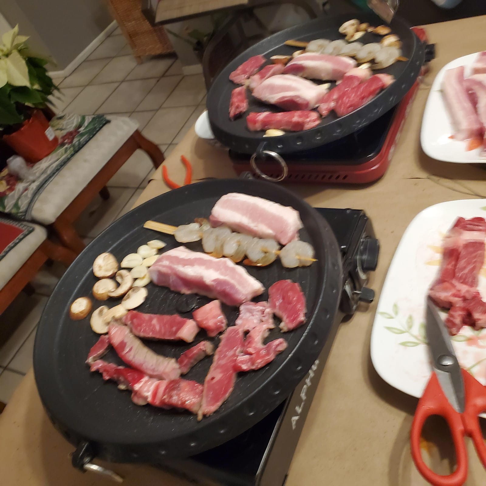 Korean Style BBQ Grill Pan with Maifan Coated Surface Non-stick Smokeless Barbecue Plate for Indoor Outdoor Grilling 32x32cm customer photo 2
