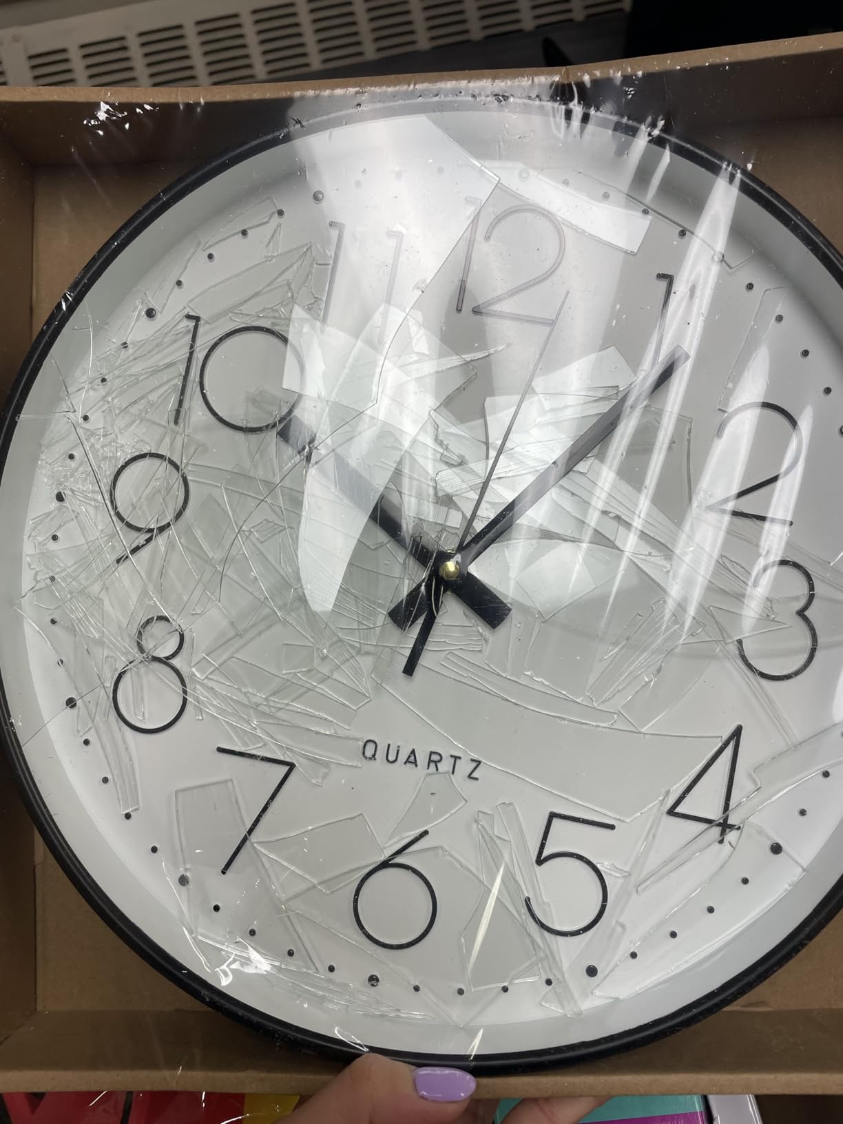 Tosnail 12 Inch Large Non Ticking Wall Clock, Round Silent Battery Operated Wall Clock for Living Room, Bathroom, Bedroom, Kitchen, Office Wall Decor - Modern Black Frame customer photo 1