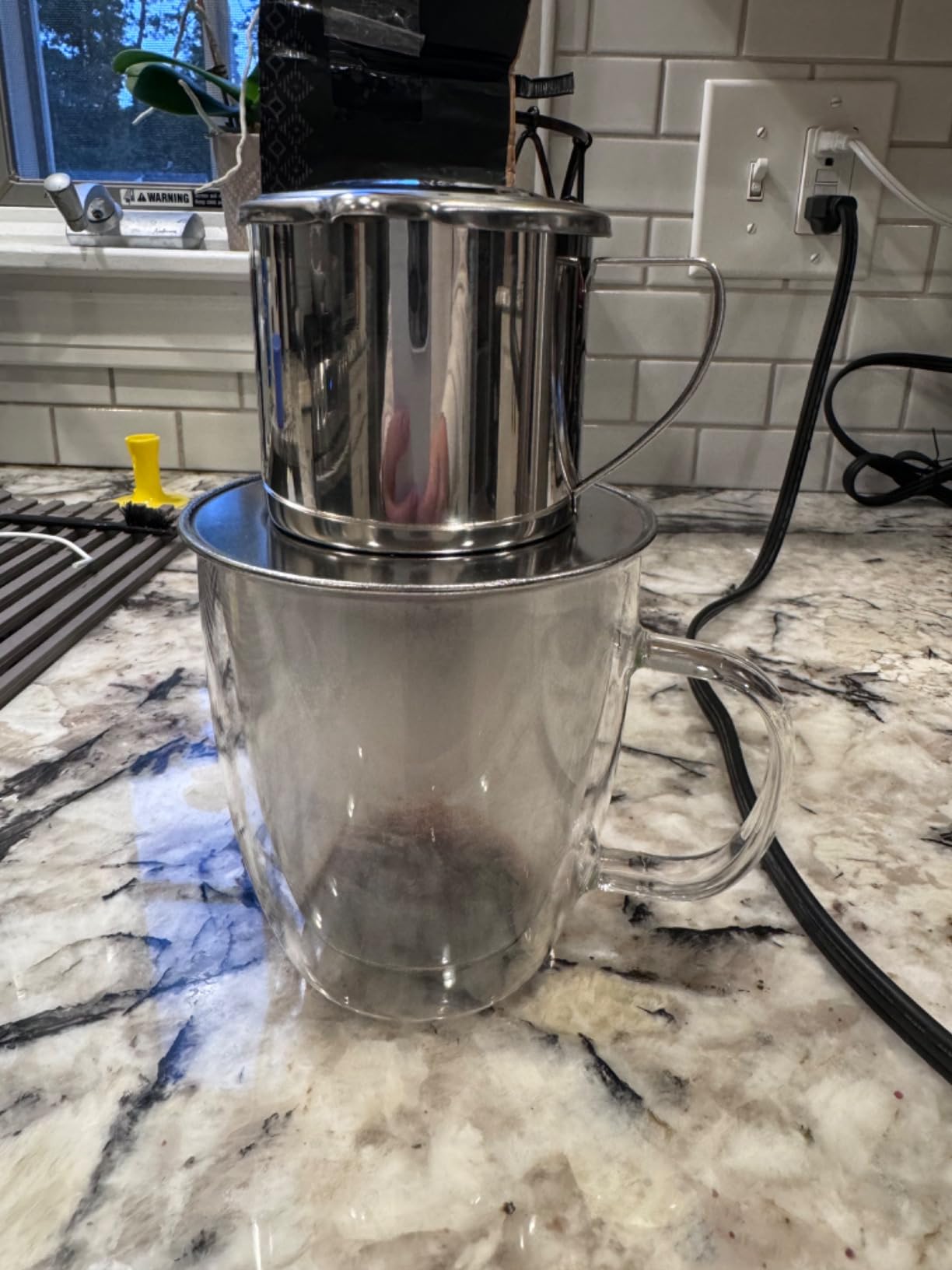 Vietnamese Coffee Filter Maker Press. Screw Down Phin Made in Vietnam. Authentic (1, Medium (8 oz)) customer photo 1
