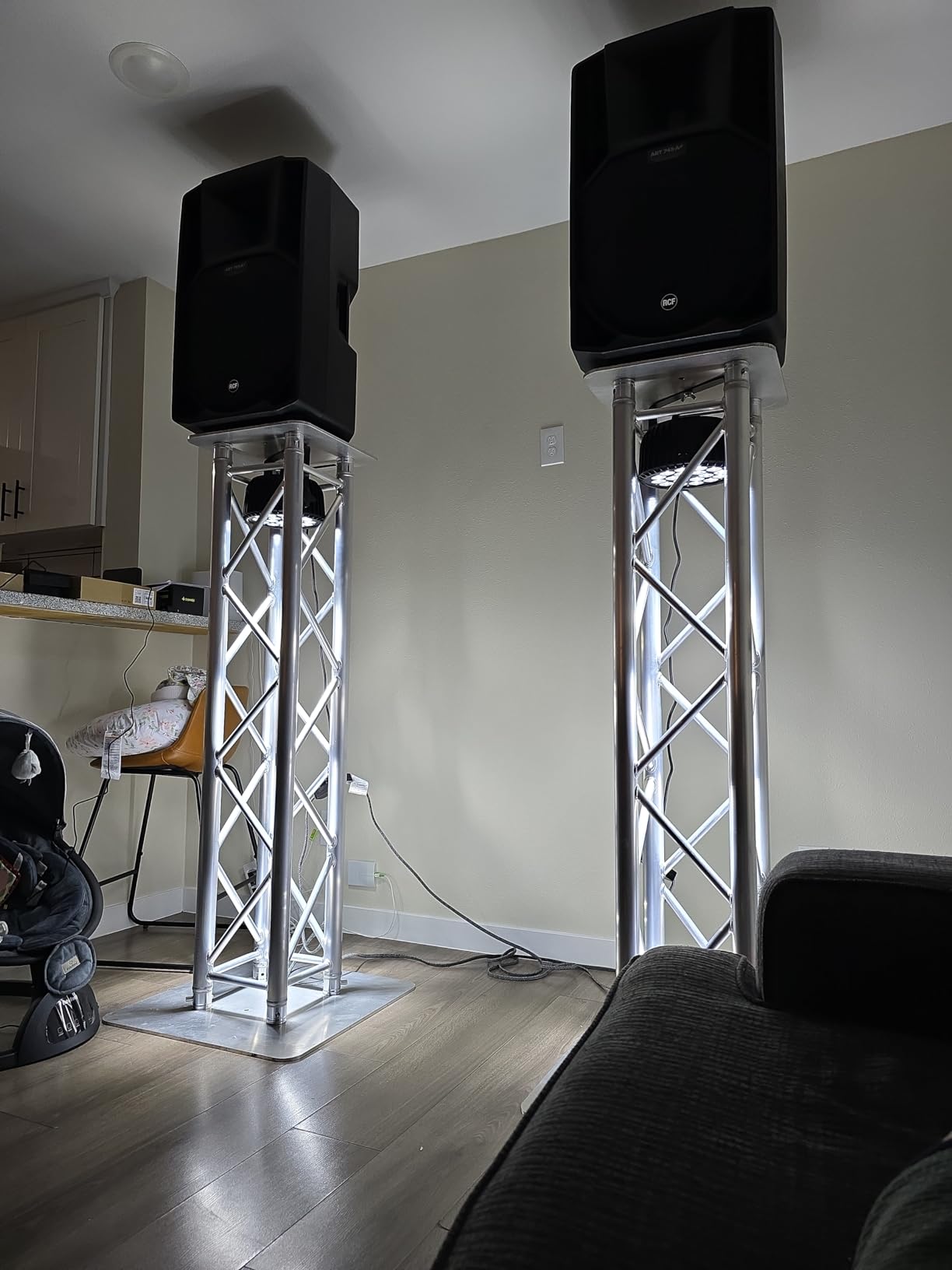 Par Lights LED Stage Lights, U`King 12Wx18 RGBW Uplight Stage Lighting Effect by DMX and Sound Activated Control Wash Light for Wedding Parties Church Club DJ Live Show customer photo 1