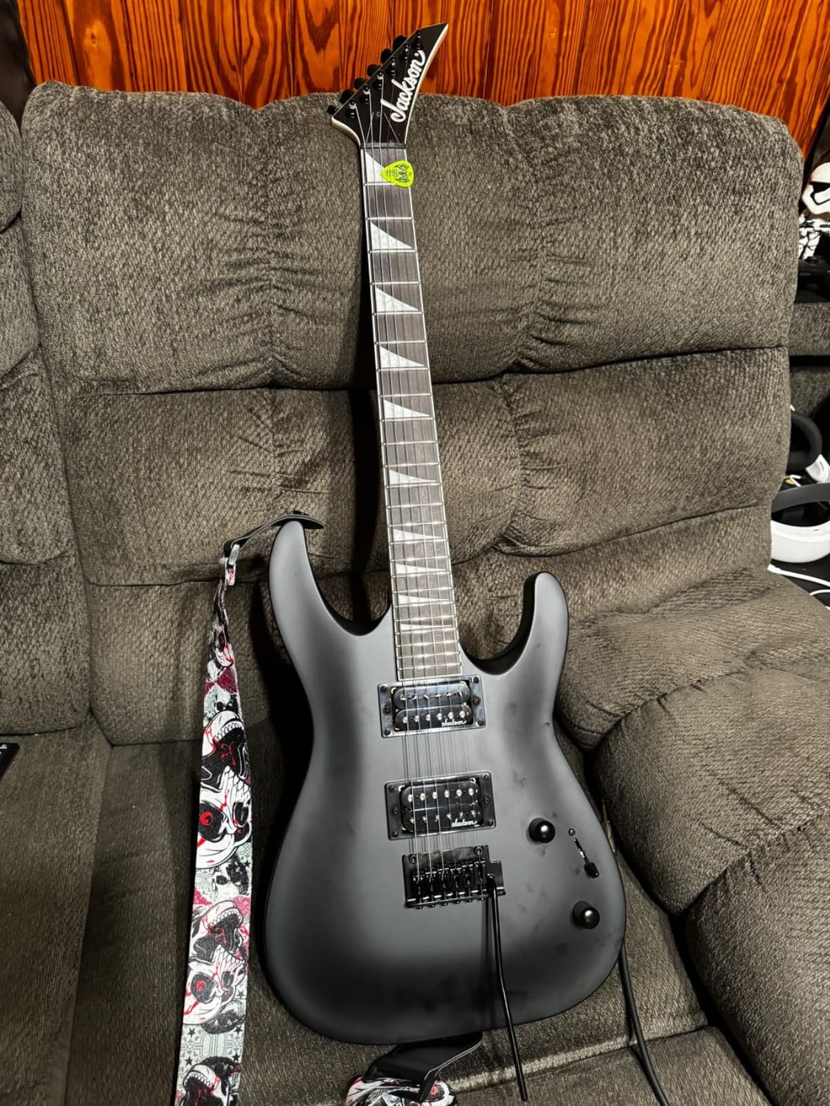 Jackson JS Series Dinky Arch Top JS22 DKA - Satin Black customer photo 2