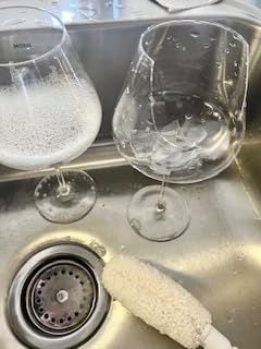 JBHO Hand Blown Italian Style Crystal Burgundy Wine Glasses - Lead-Free Premium Crystal Clear Glass - Set of 2-21 Ounce - Gift-Box for any Occasion customer photo 1