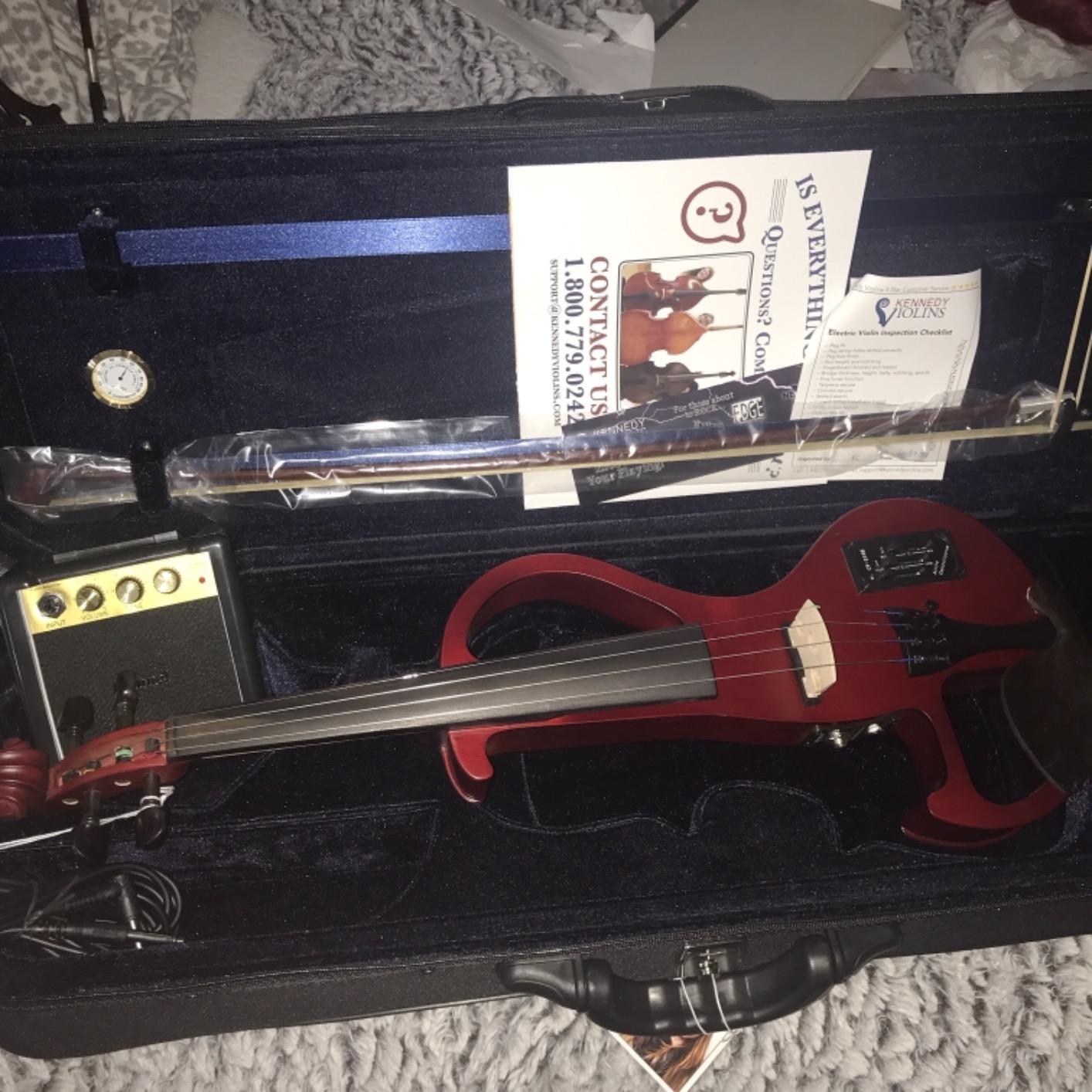 Electric Violin Bunnel Edge Outfit 4/4 Full Size (Clear) (BLACK) — With Carrying Case and Accessories - Mini Amp - Headphone Jack - Piezo Ceramic Pick-Up - from Kennedy Violins customer photo 2