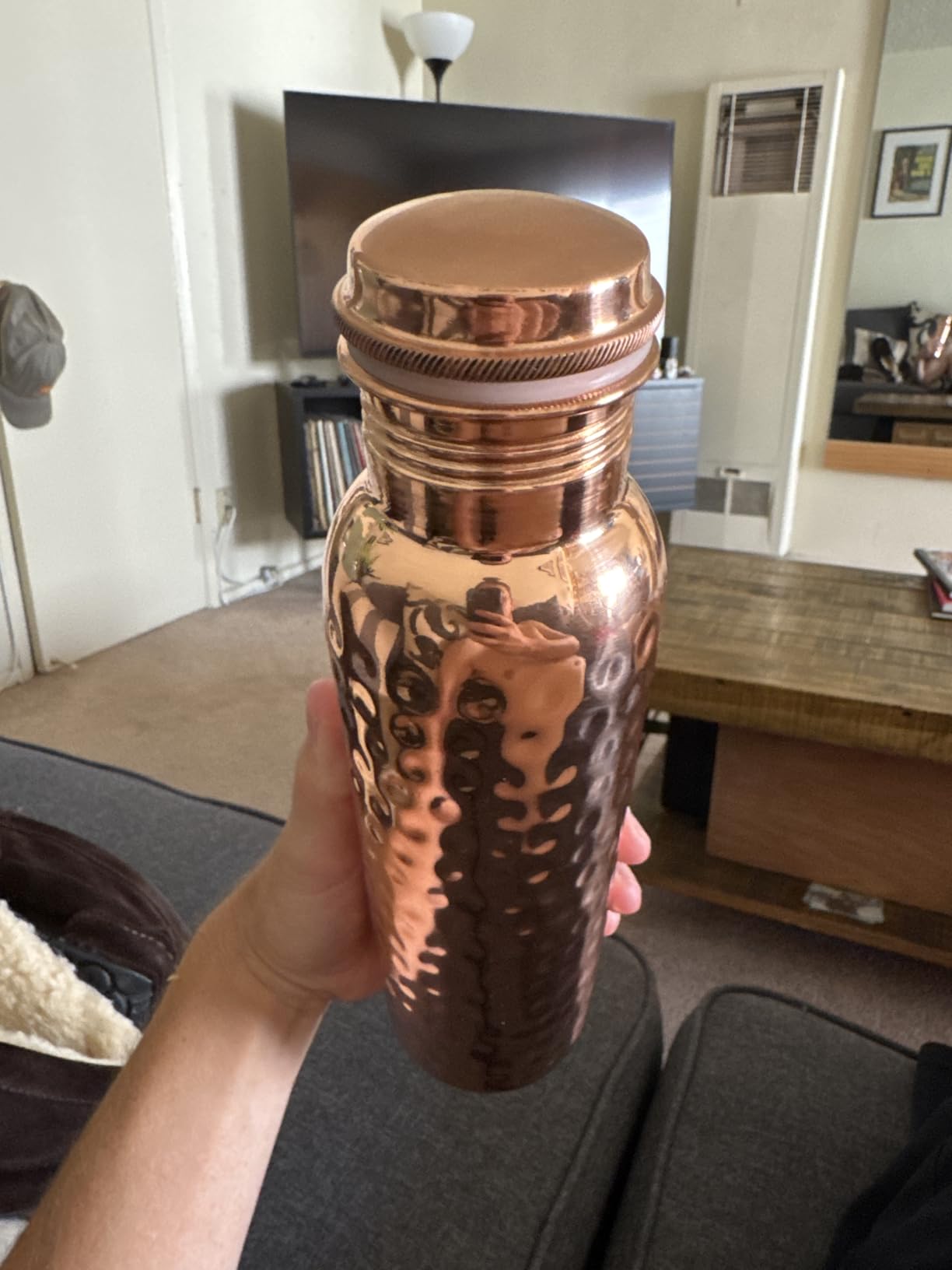 Otiem 100% Copper Water Bottle for Drinking Water, 34 Oz Hammered Finish customer photo 2
